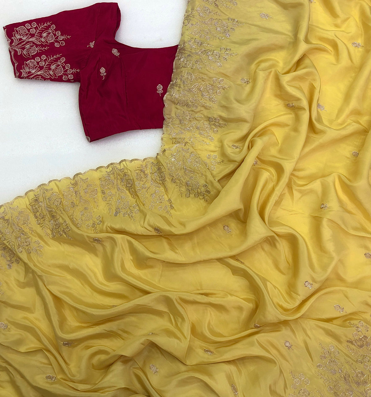 #Color_Yellow