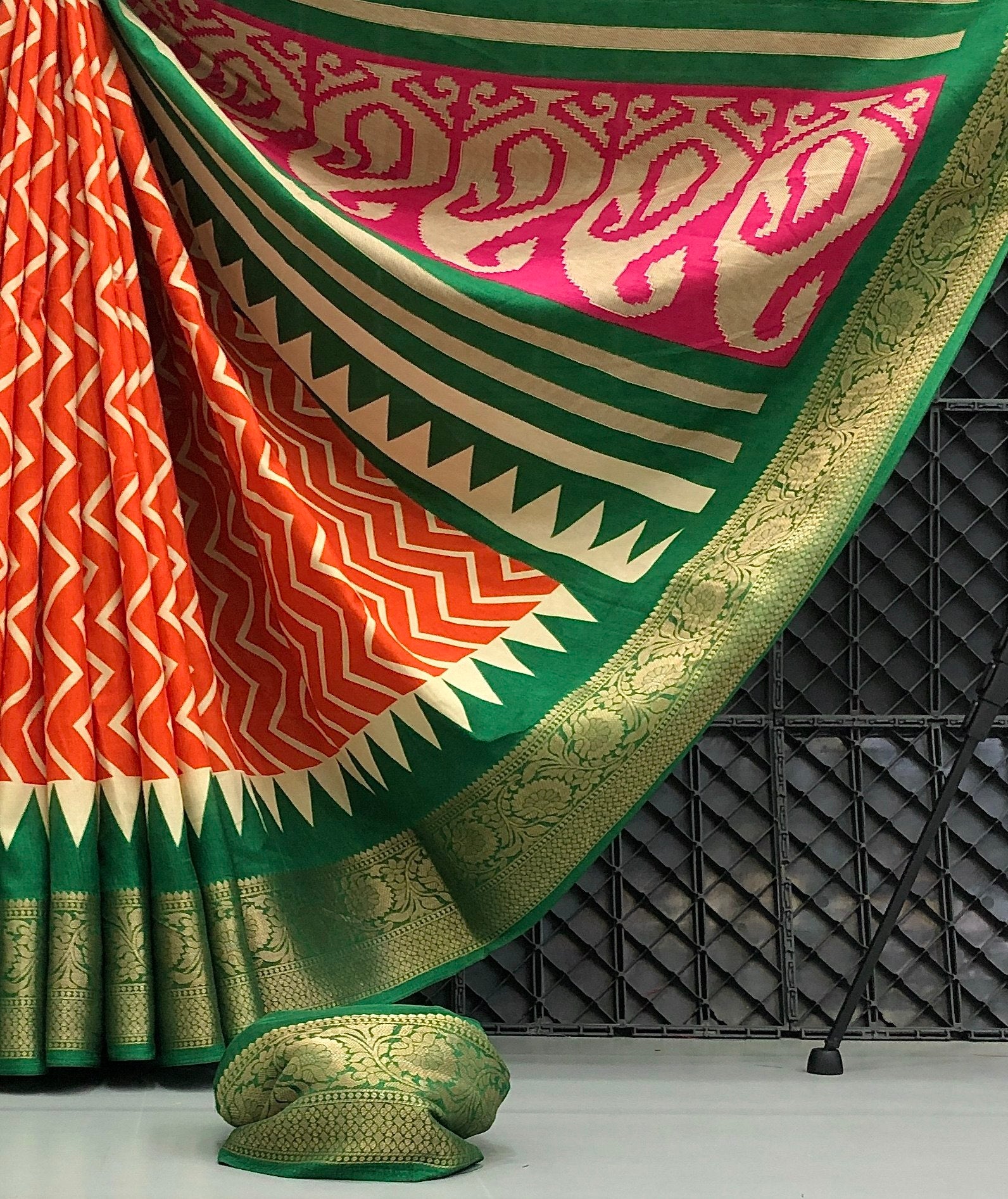 #Color_Orange