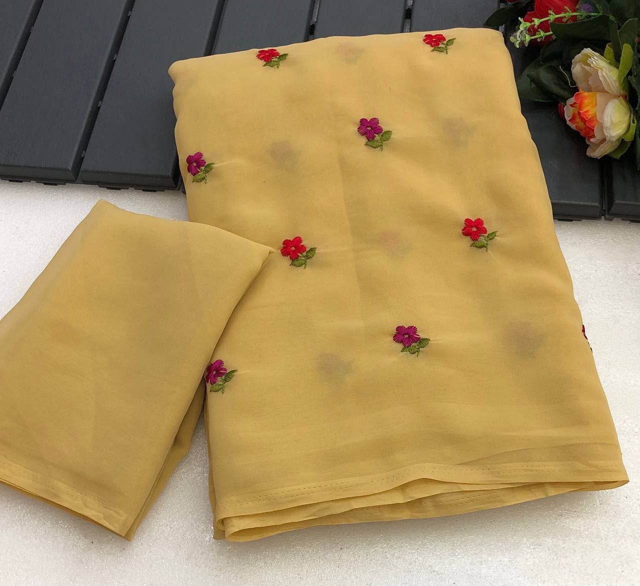 #Color_Musterdyellow