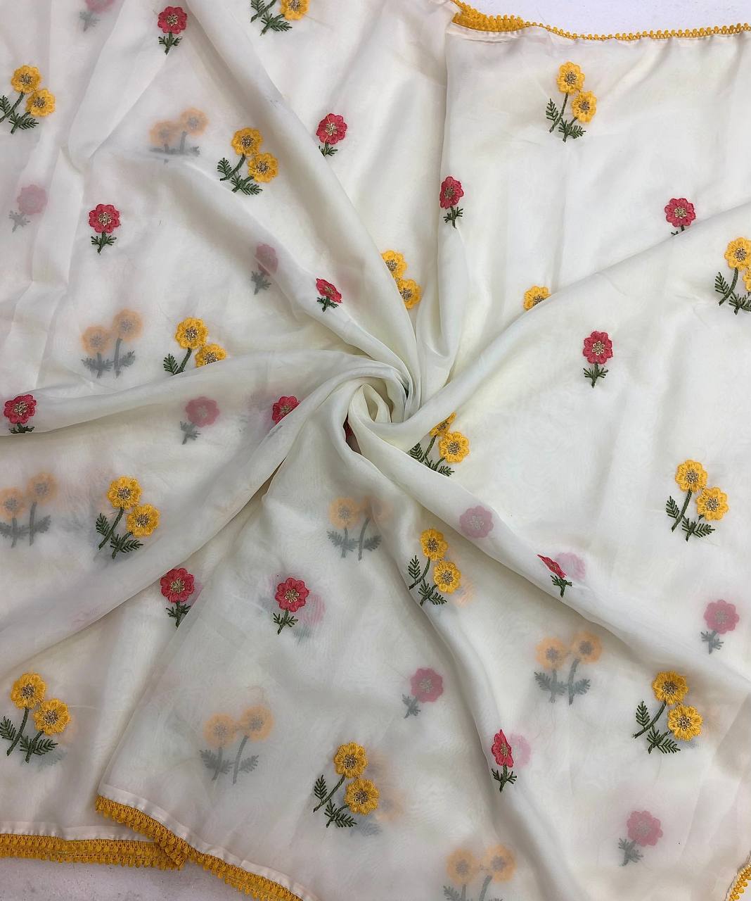 Moniya Tebby Organza Floral Design Embroidery Saree