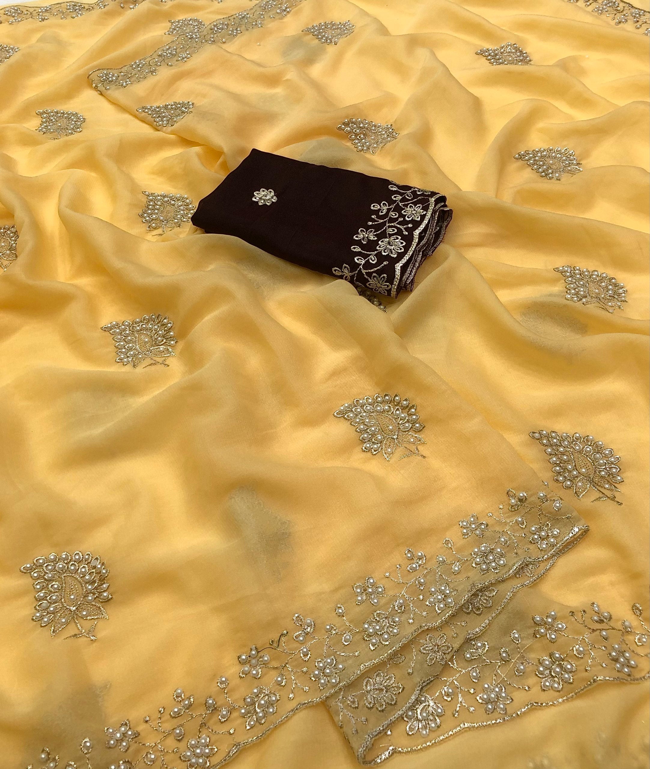 #Color_Yellow