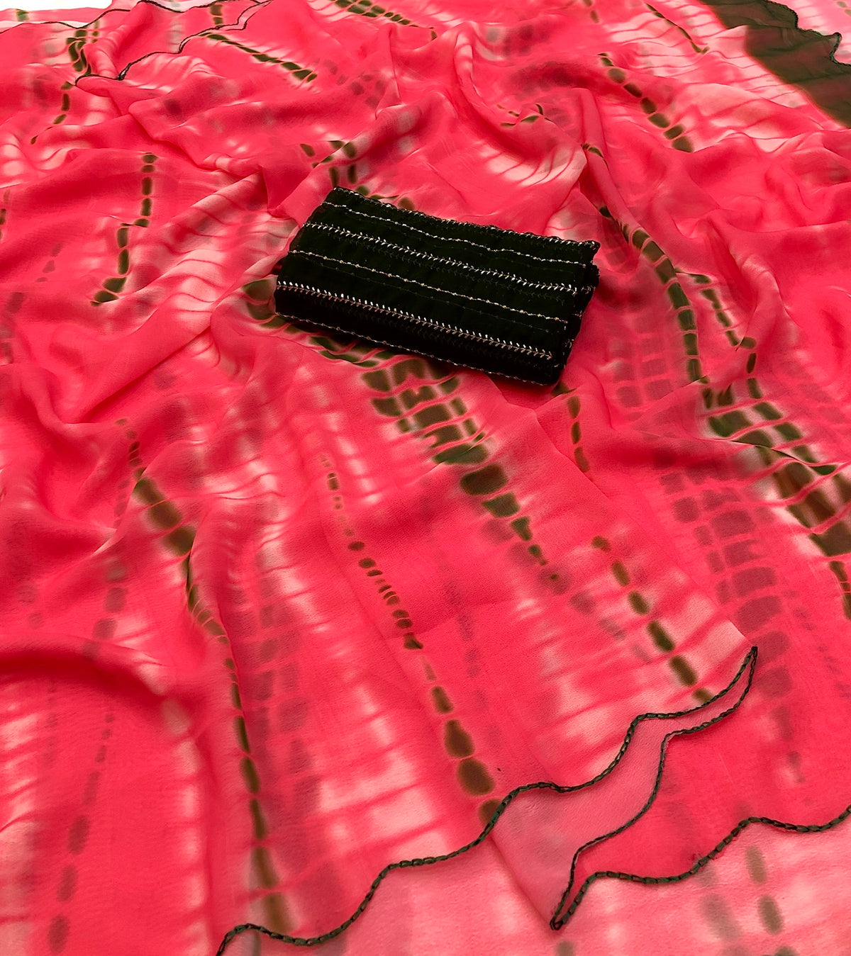 Kumri Weightless Sibori Print Saree