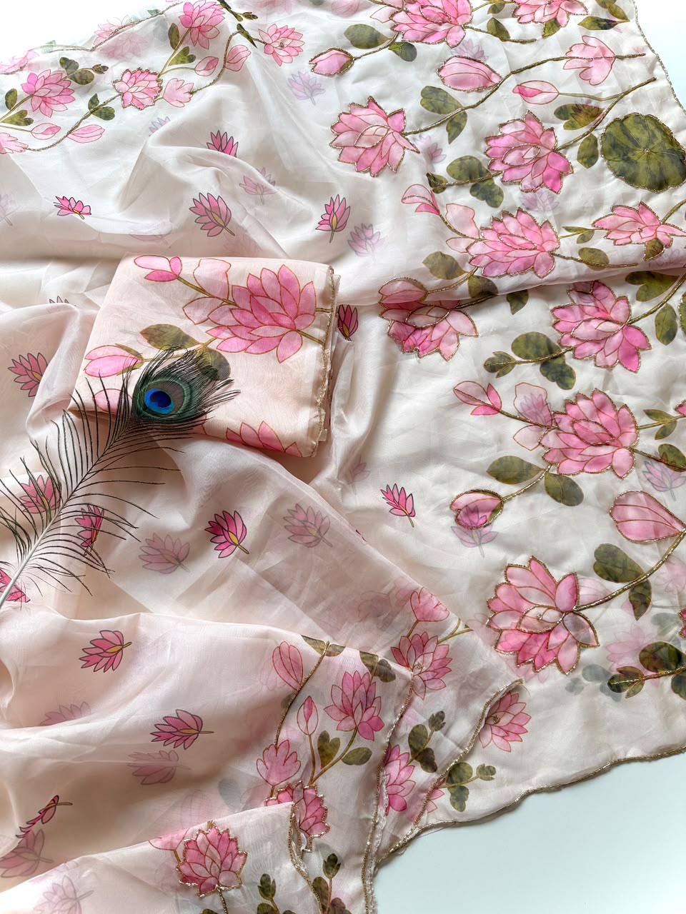 Pravi Tebby Silk Floral Print Saree