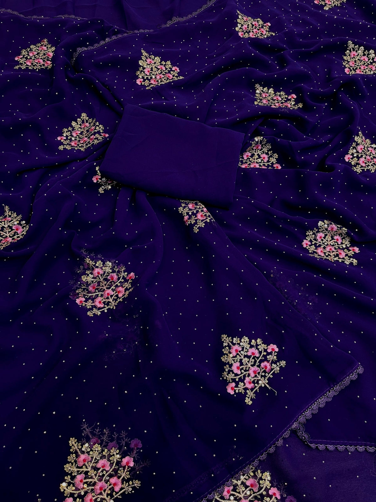 Sinnara Georgette Embroidery Butta Work Saree