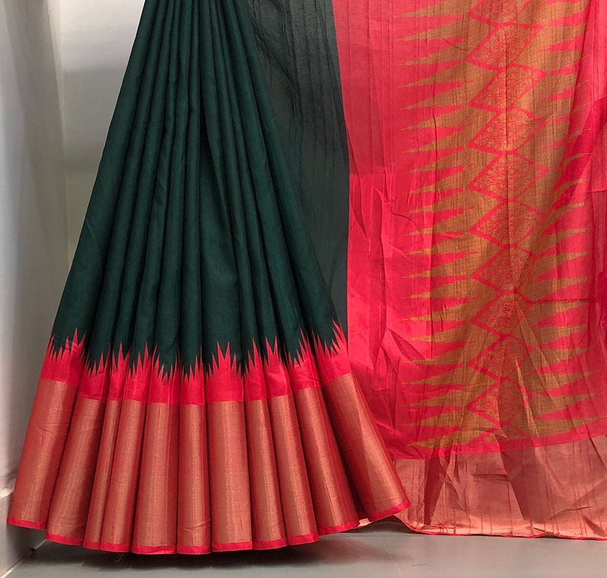 Bottlegreen Tussar silk Temple desing Print Saree