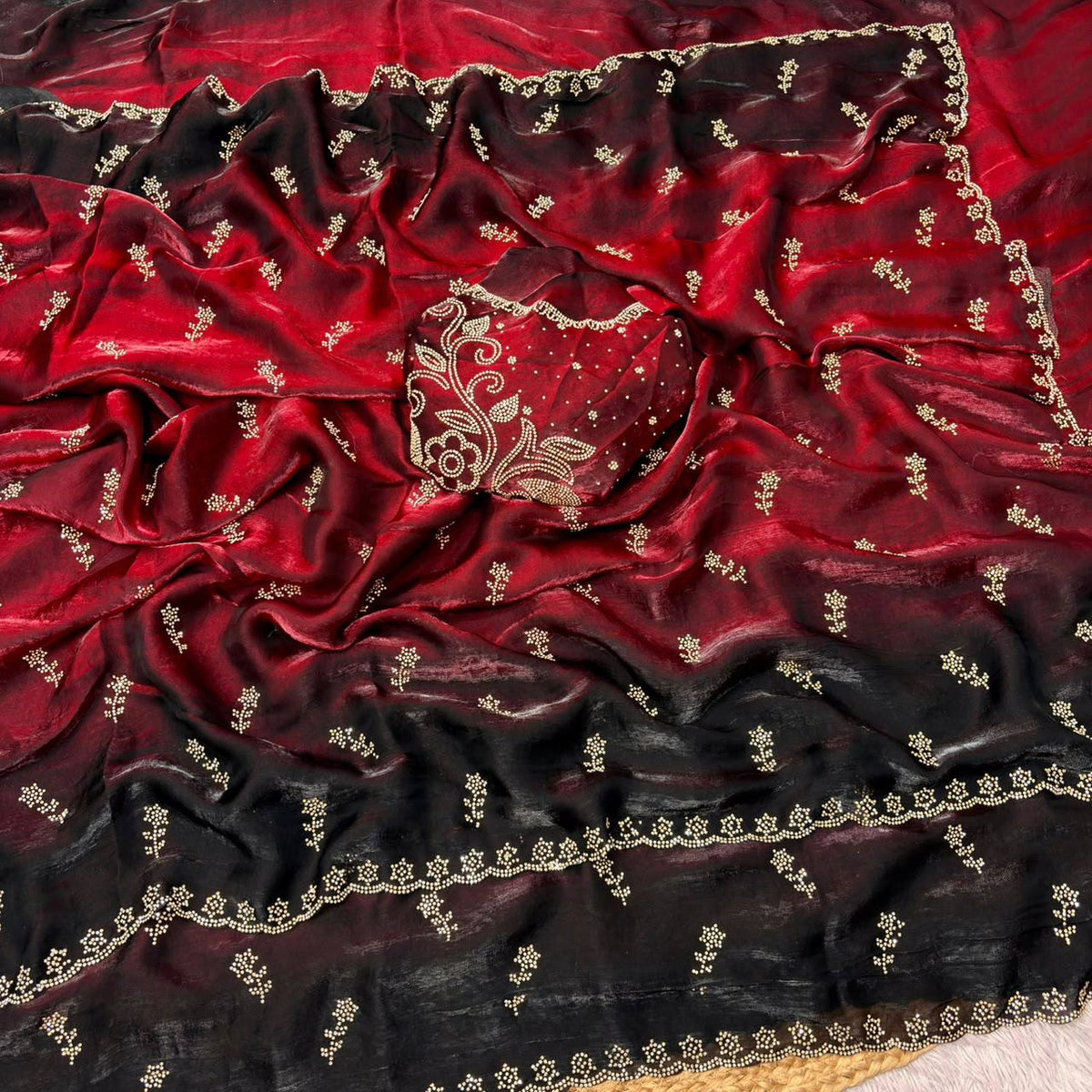 #Color_maroon