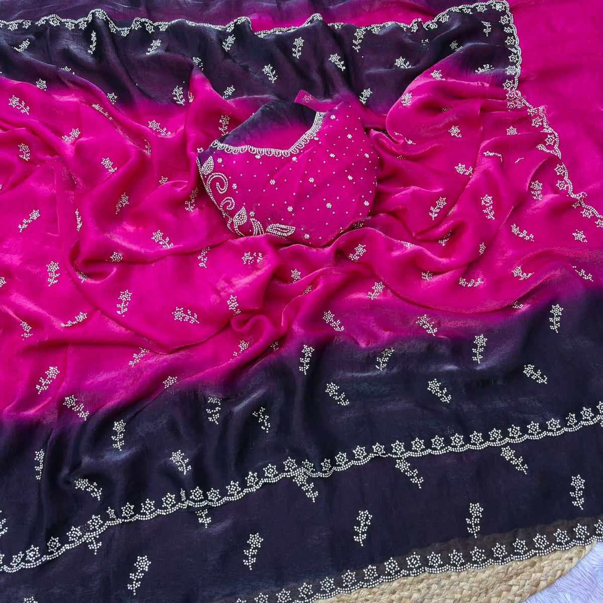 #Color_Pink