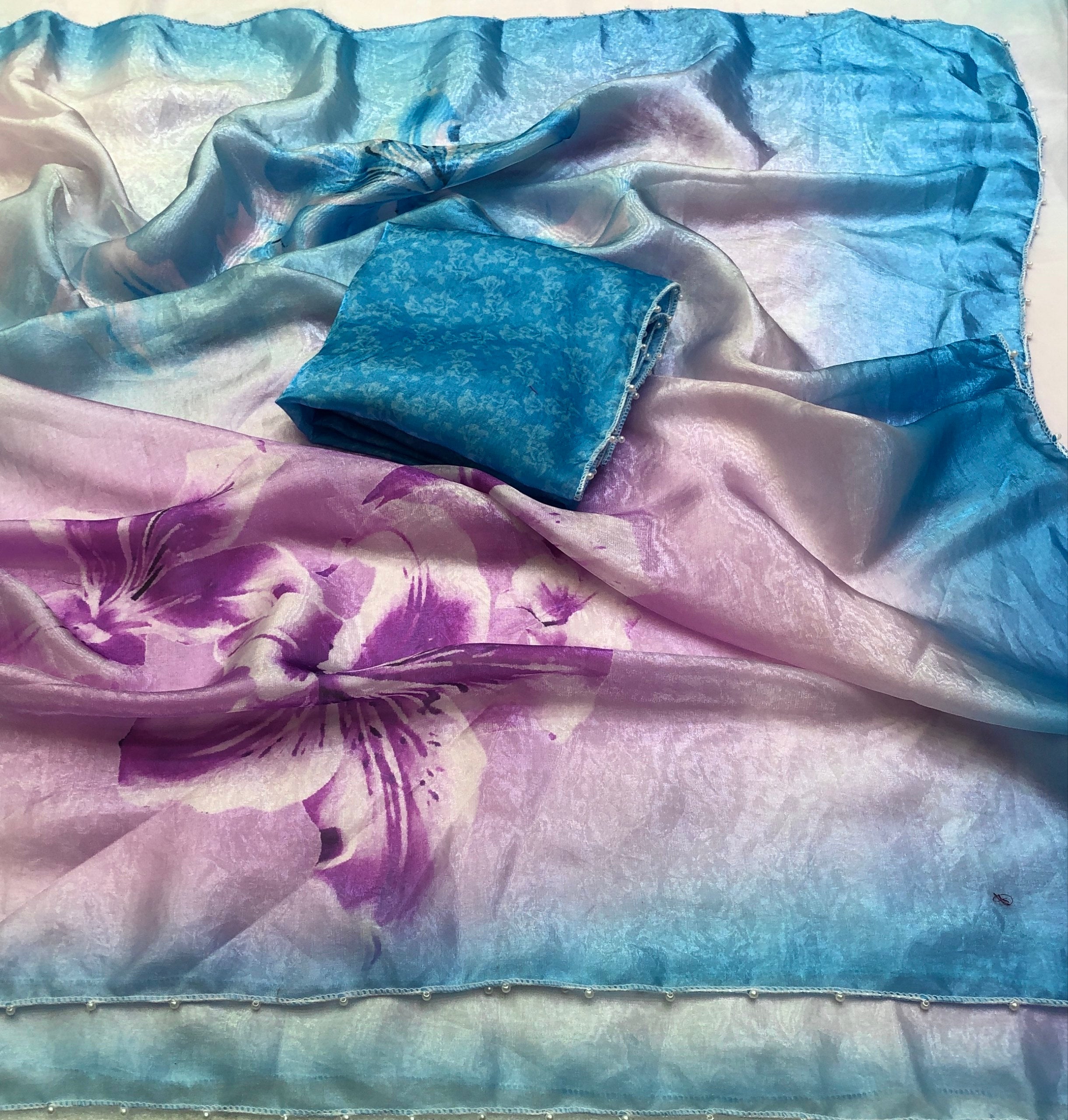 Skylee Space Silk Floral Digital Print Saree