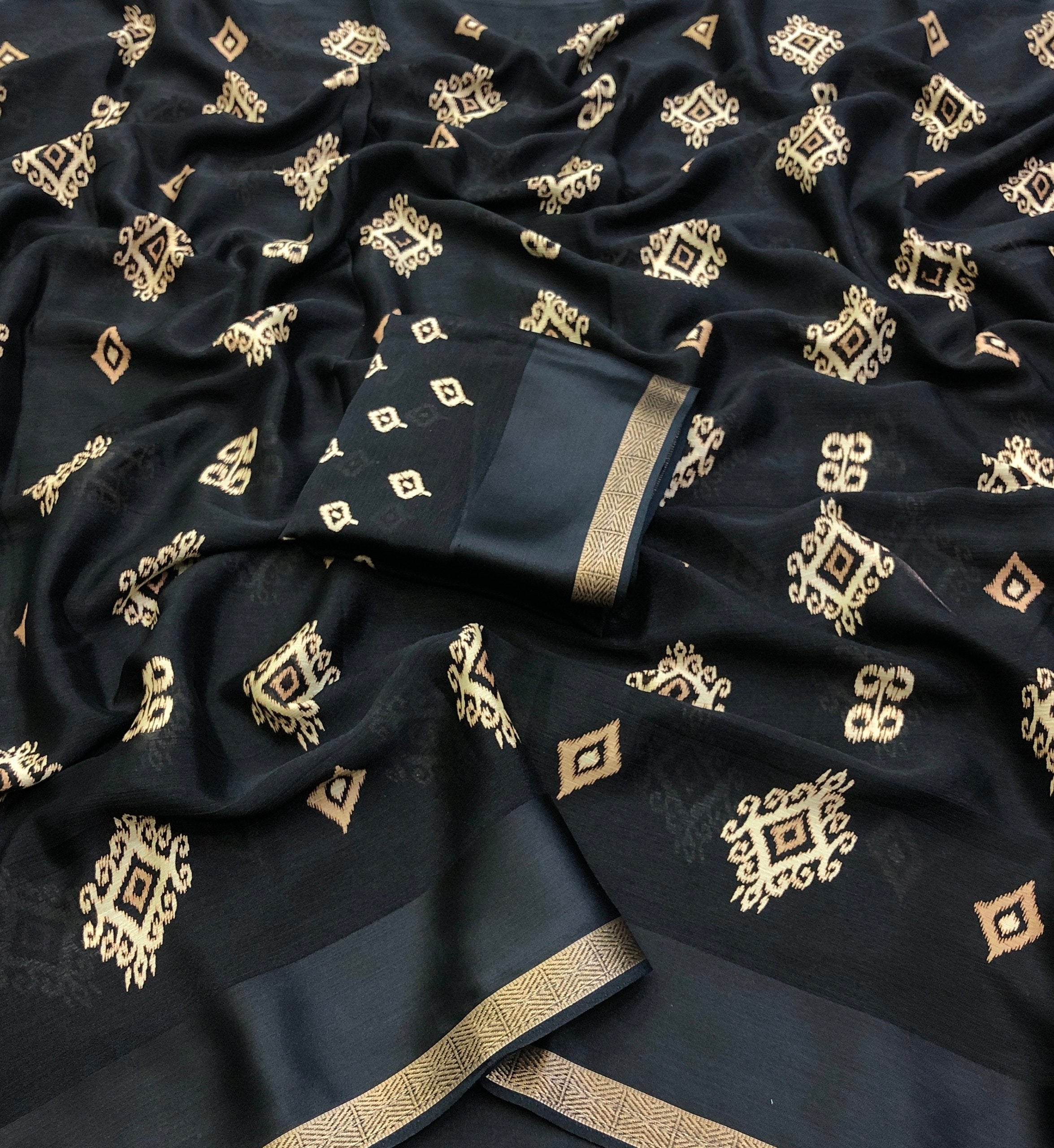 #COlor_Black