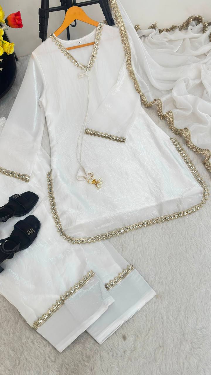 #COlor_White