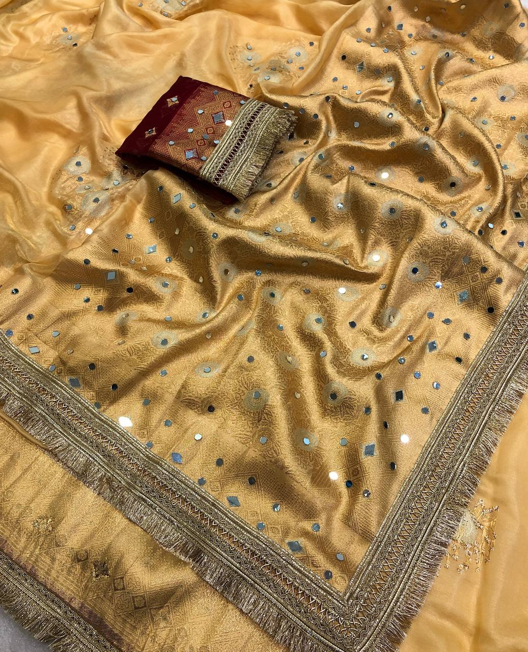 Ziva Banarasi Tissue Silk Zari Weaving Saree