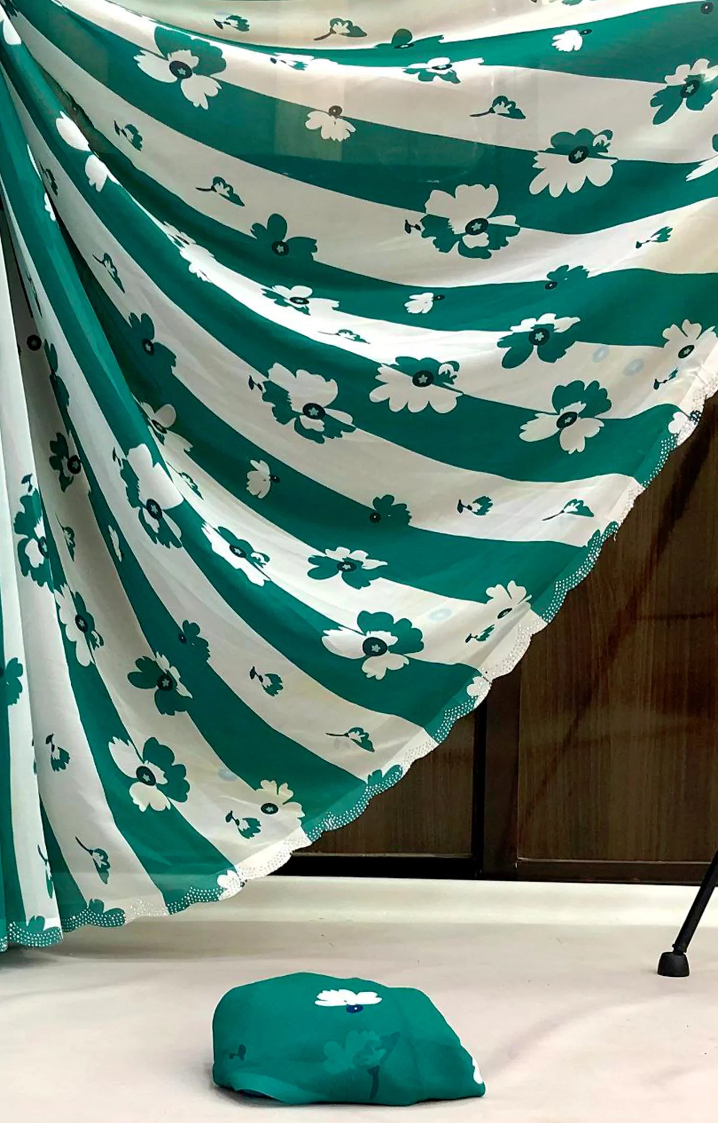 GWAILER SOFT & SMOOTH WEIGHTLESS CHIFFON SAREE