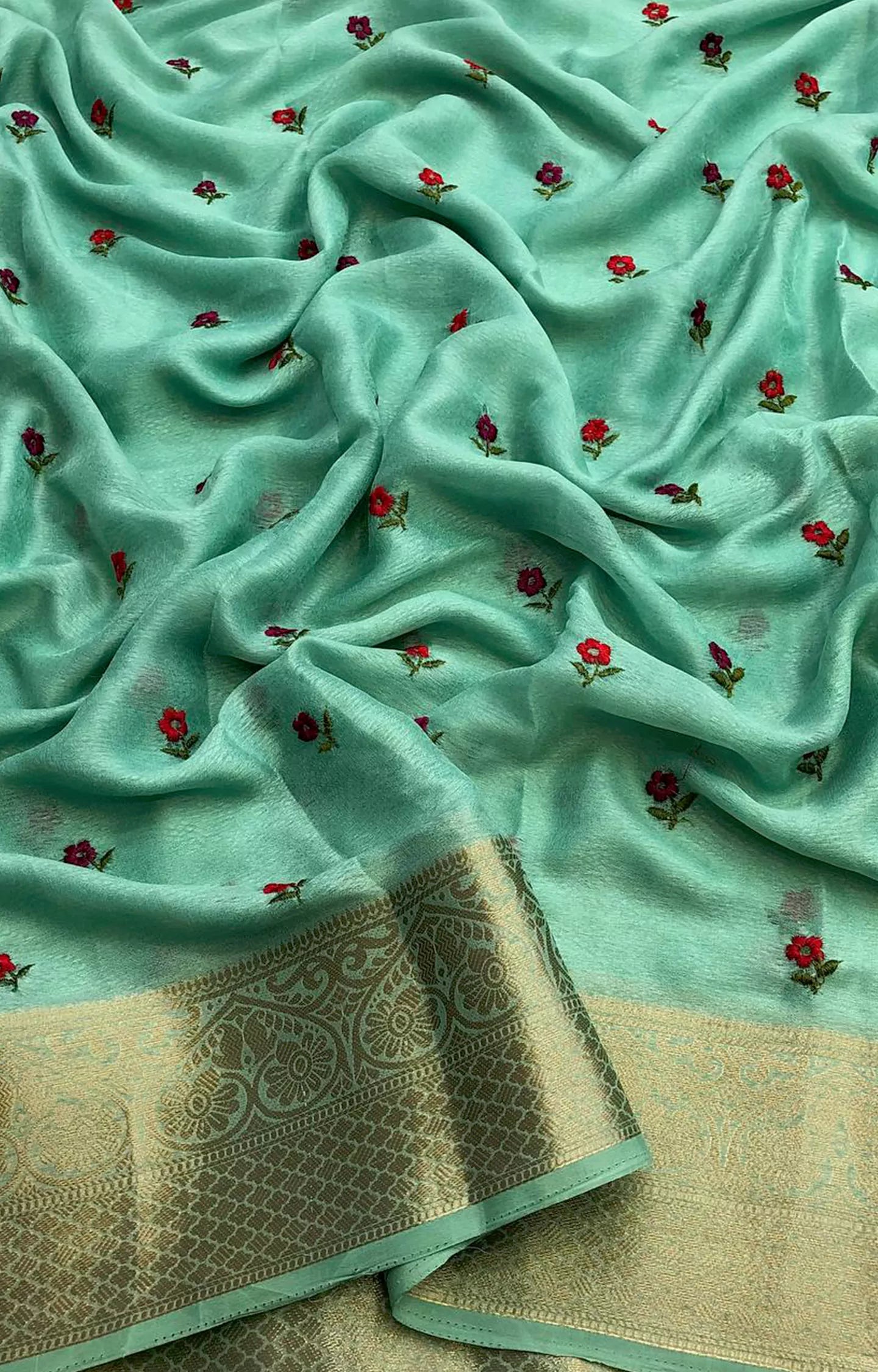 RELAH MOSS CHIFFON WITH FLORAL DESIGN SAREE.
