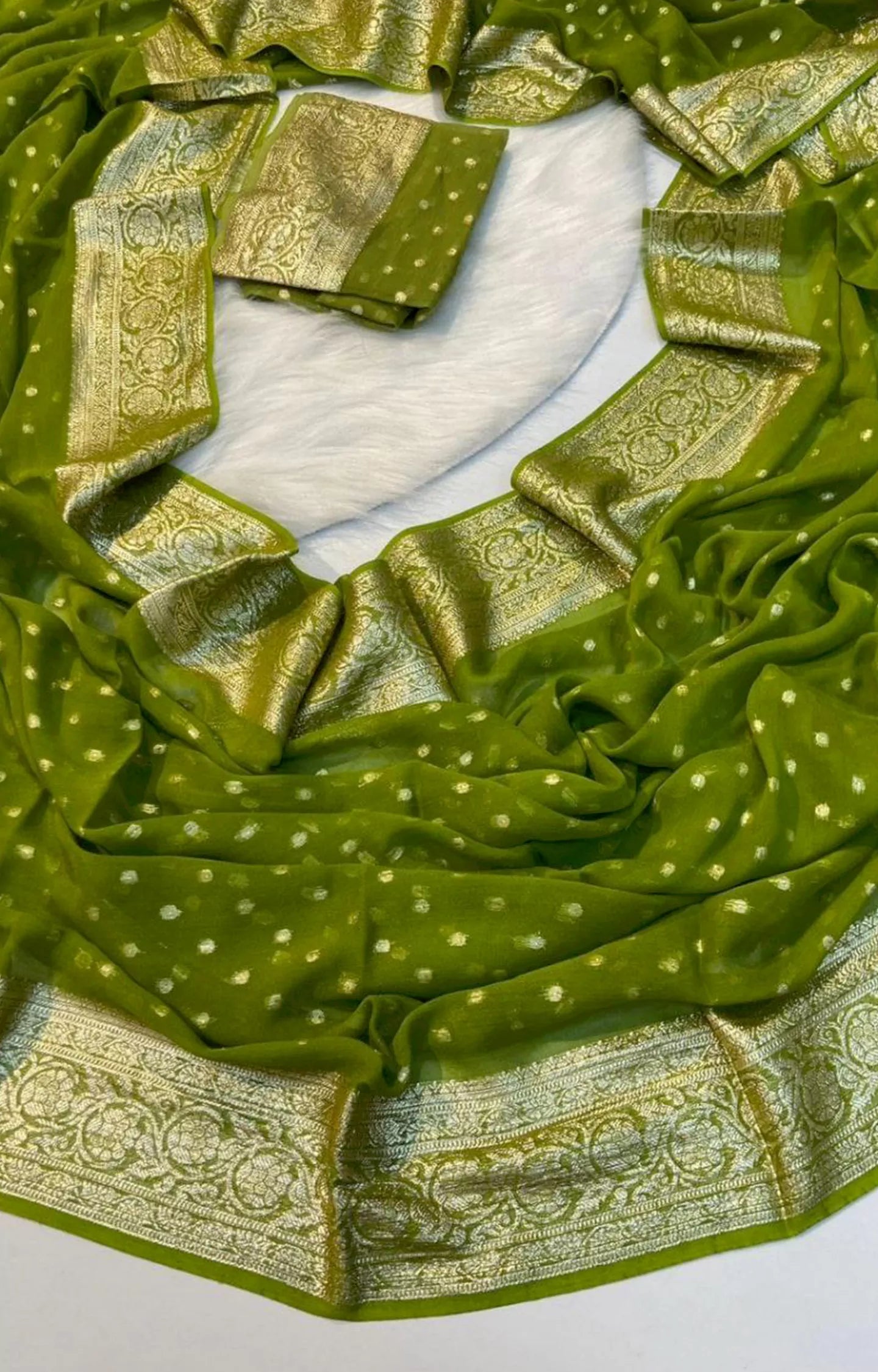 BEAST VISCOSE GEORGETTE WITH FANCY SAREE