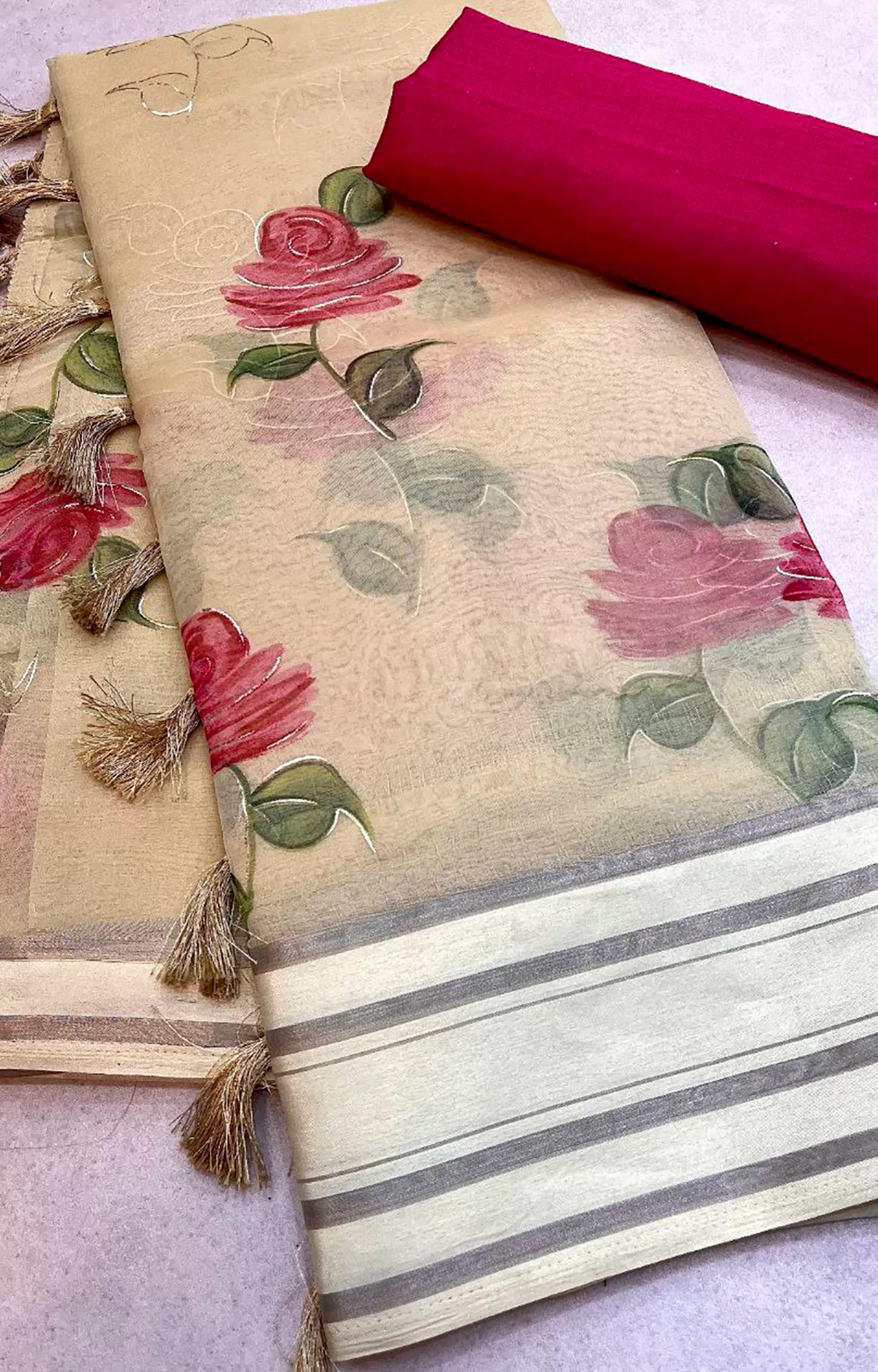 KINZA ORGANZA FLORAL DIGITAL PRINT SAREE.