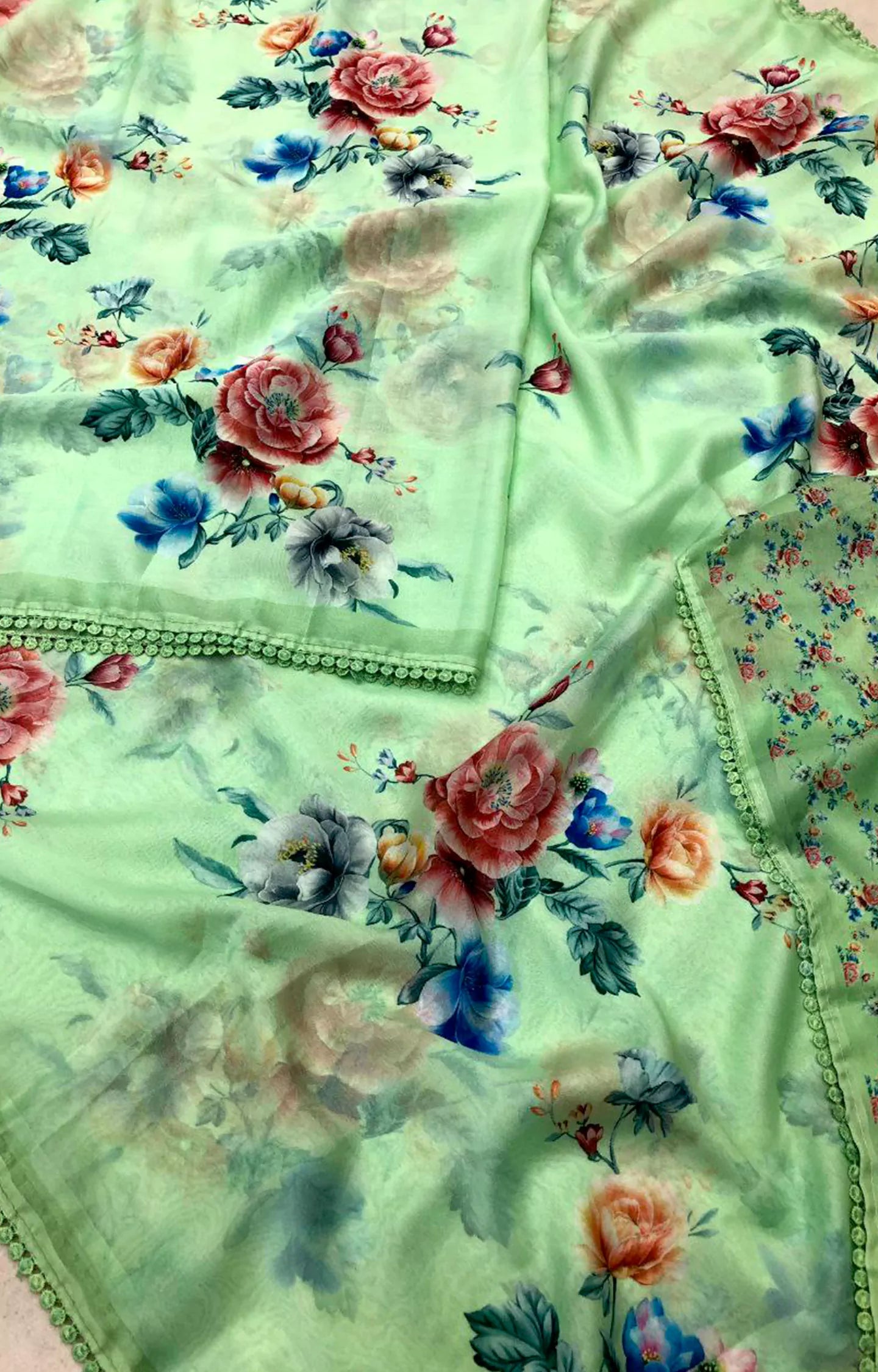 BERKELEY CHIFFON WITH FLORAL DIGITAL PRINT SAREE.