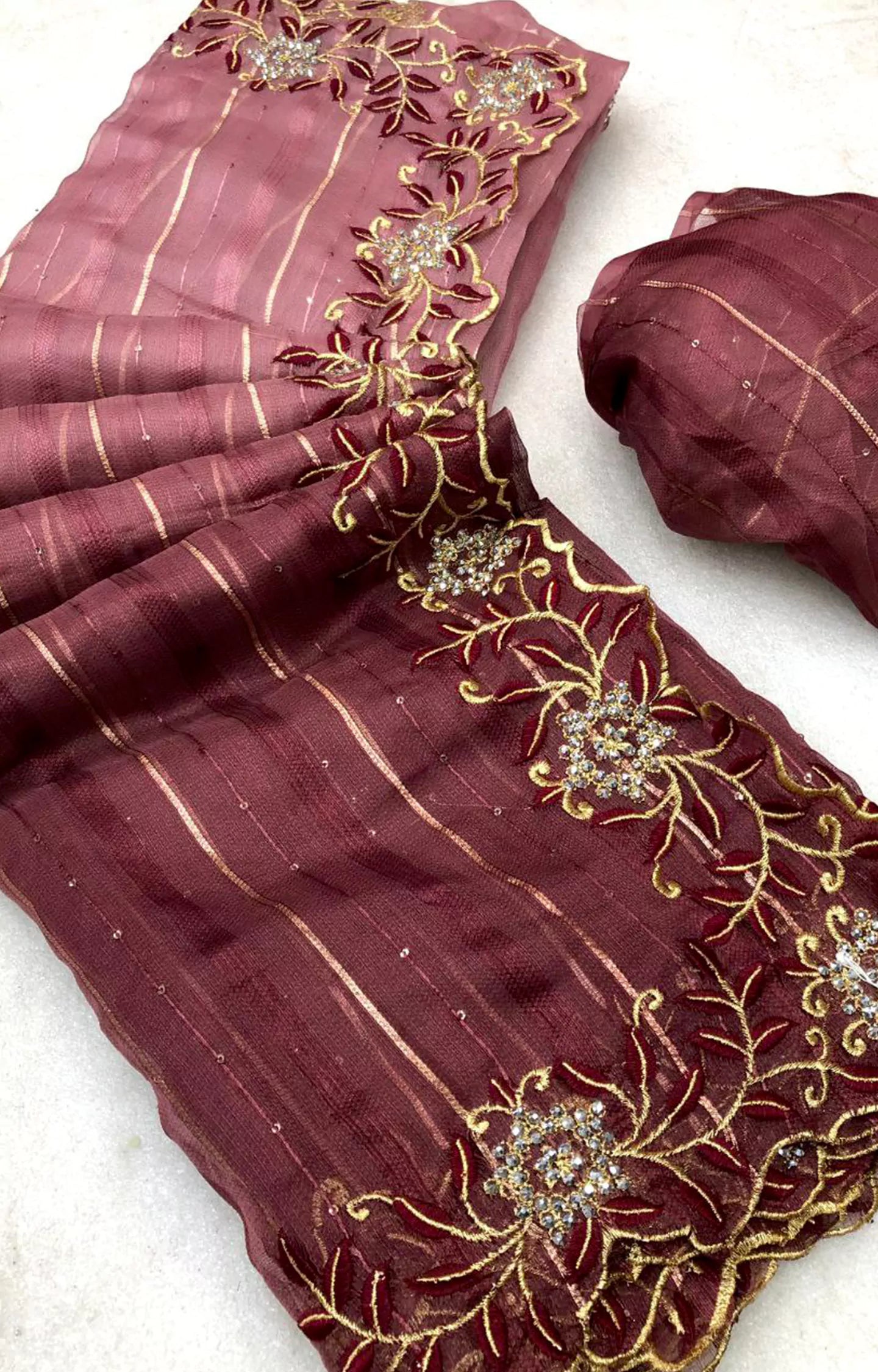 BENAZIR JUTE ORGANZA 2 COLOUR SHADED SAREE.