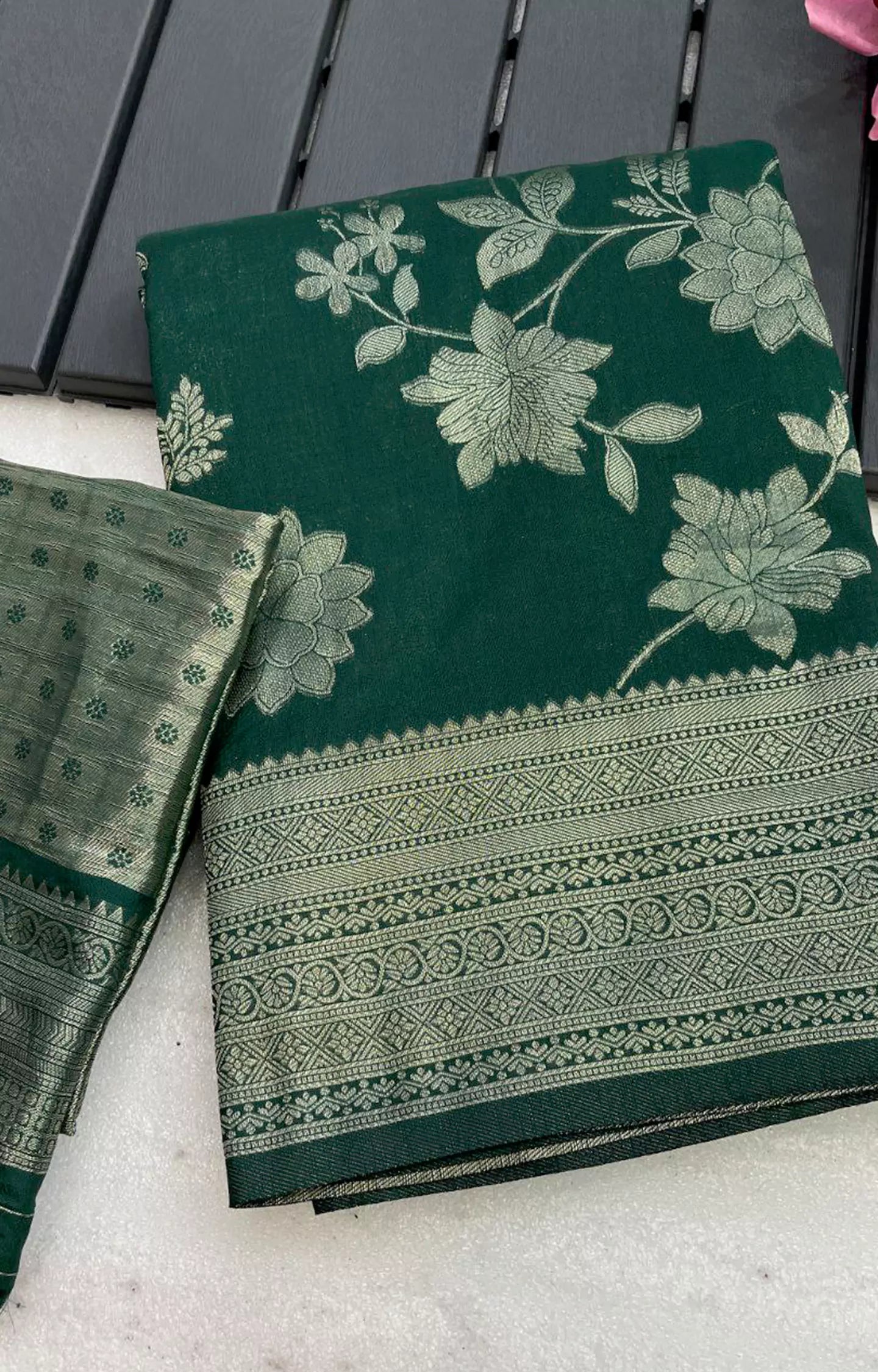 KAVISHA KHADI GEORGETTE HAND DYED SAREE