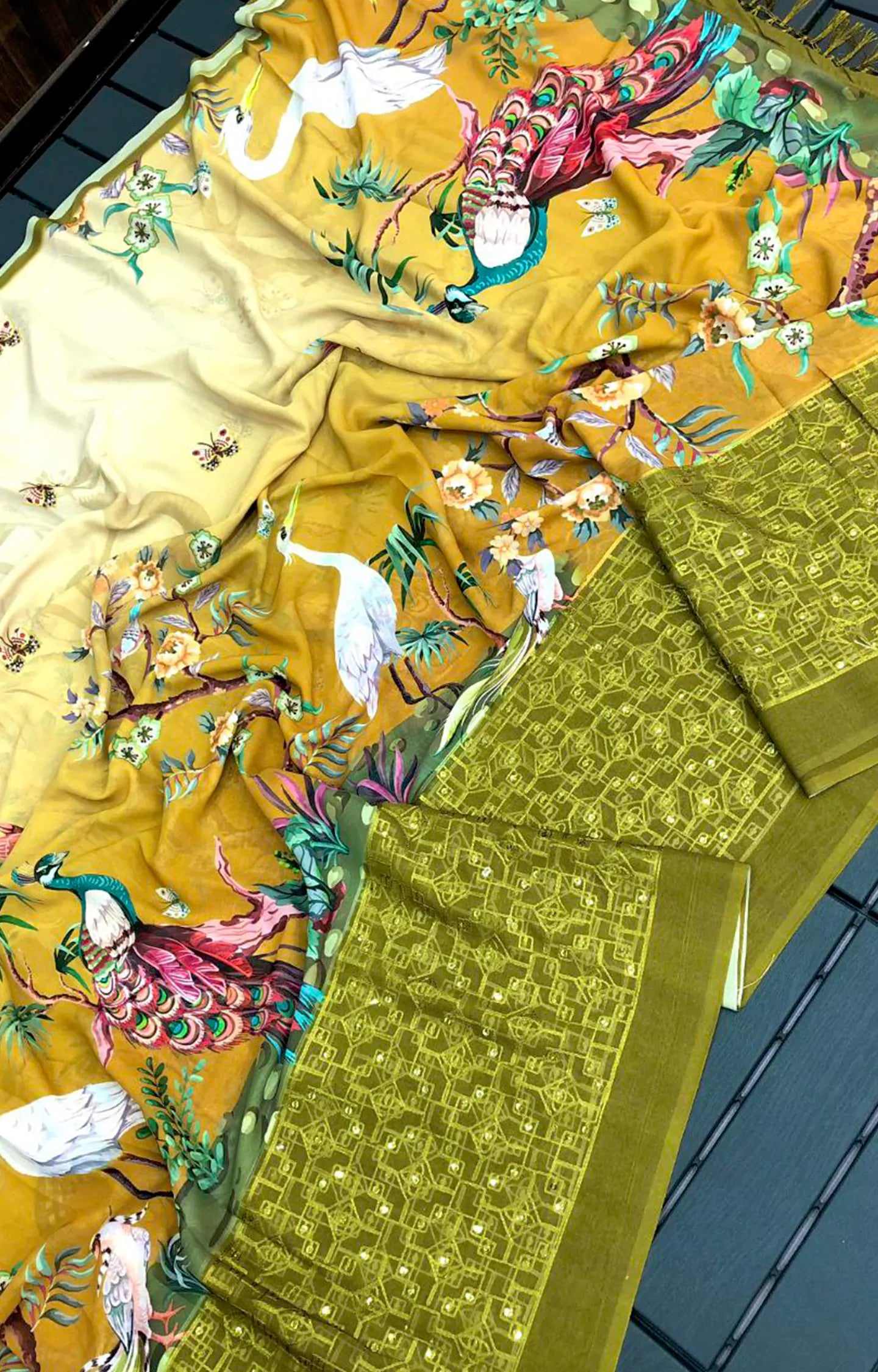 JUSTY SOFT & SMOOTH WEIGHTLESS CHIFFON SAREE