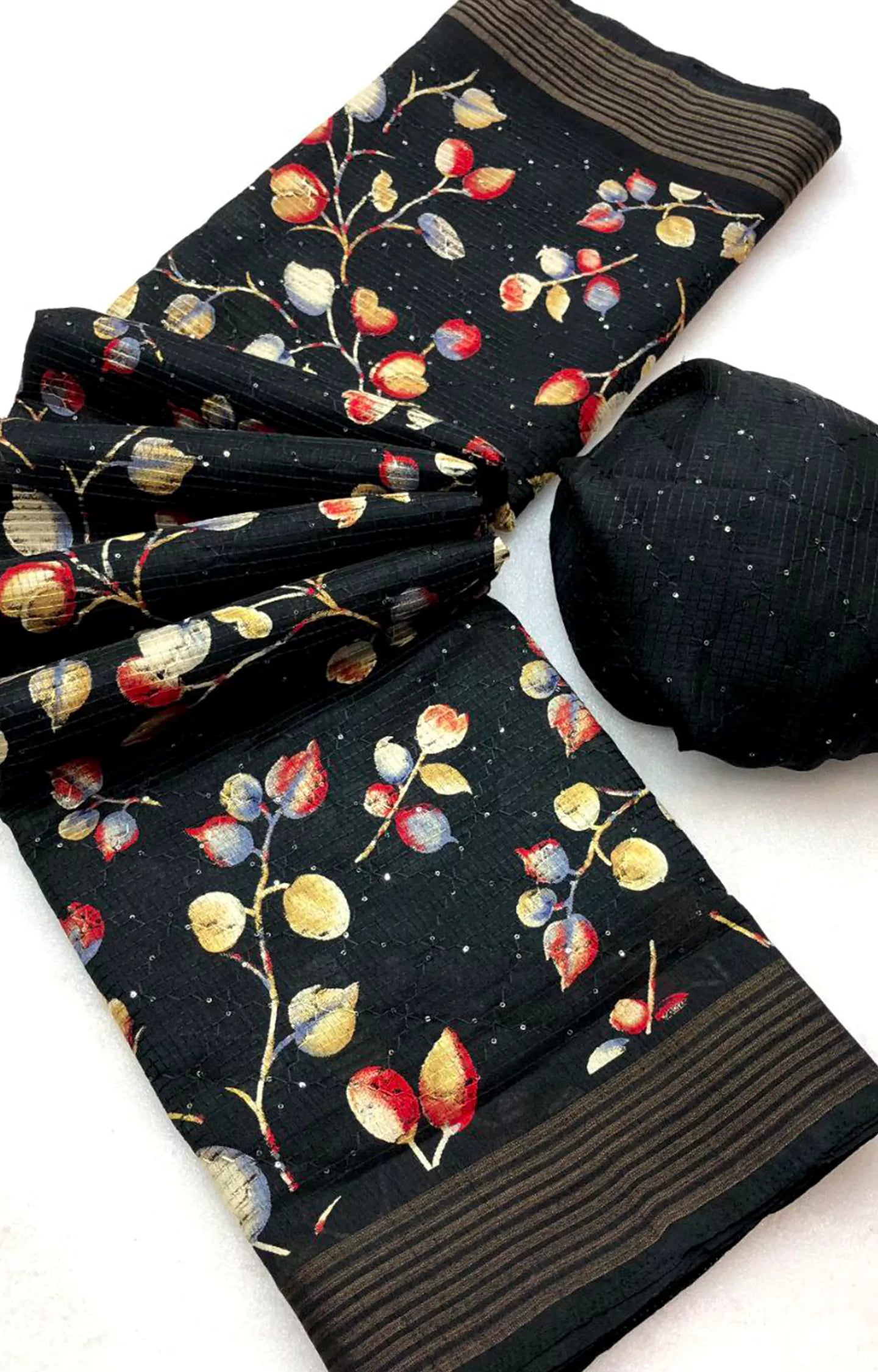 DALIYA DOLA SILK FLORAL PRINT SAREE.