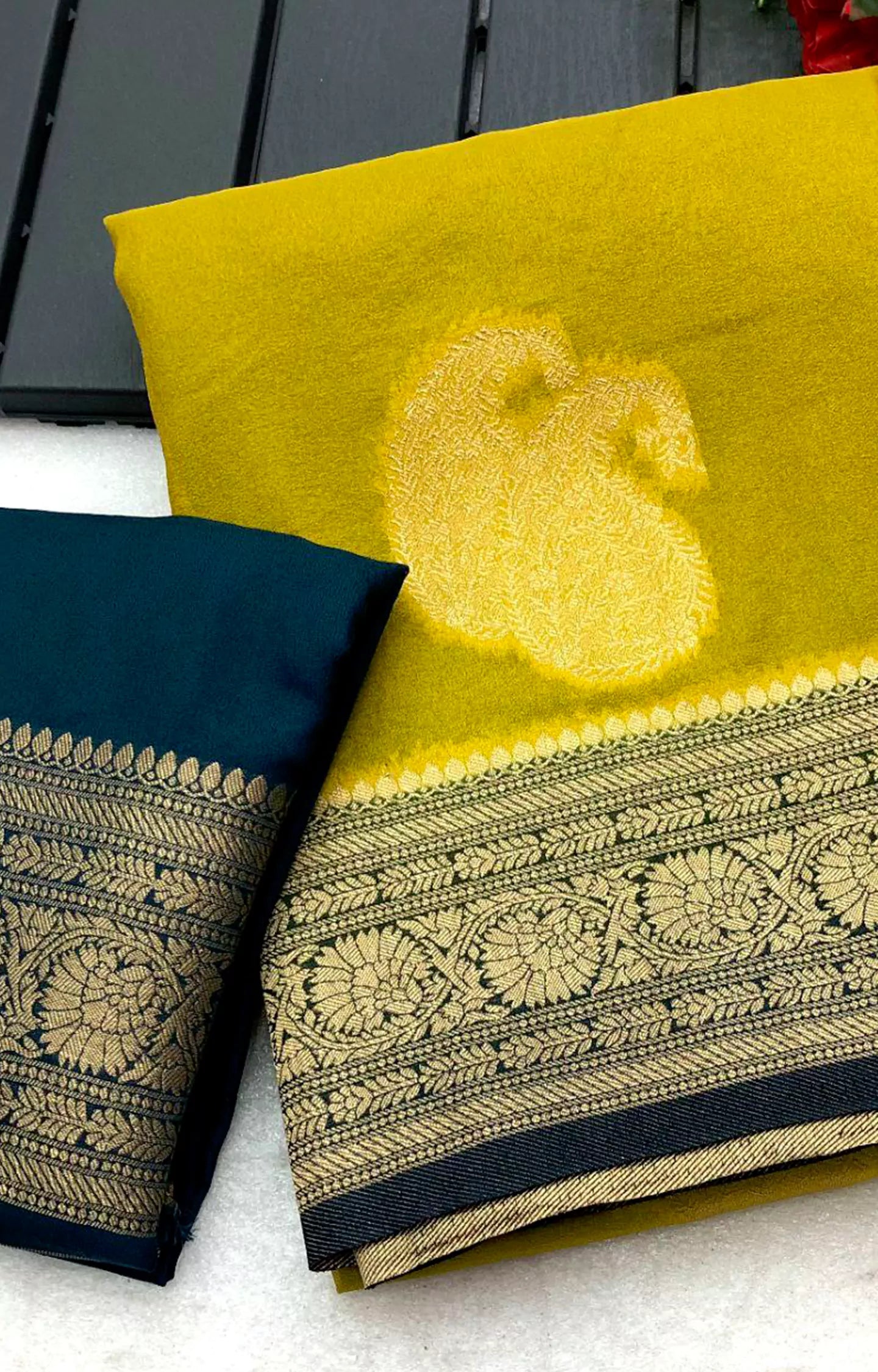 AKIKO KHADI GEORGETTE HAND DYED SAREE