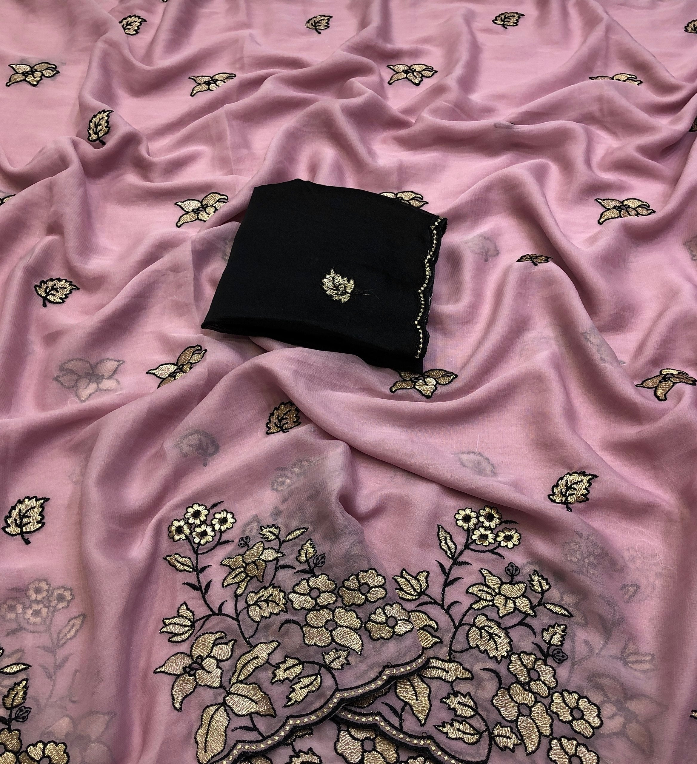 #Color_Lightpink