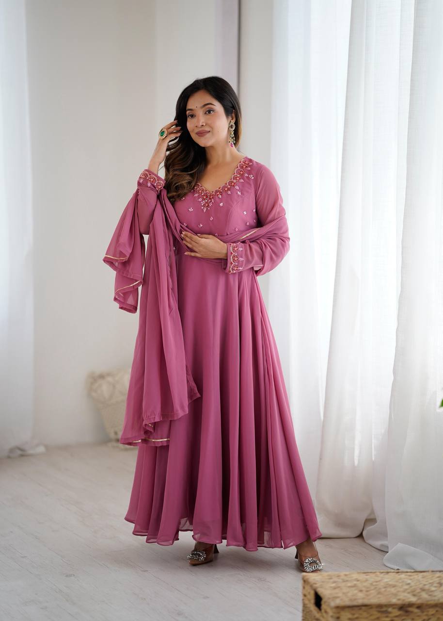 Kettel Fox Georgette Heavy Quality Gown