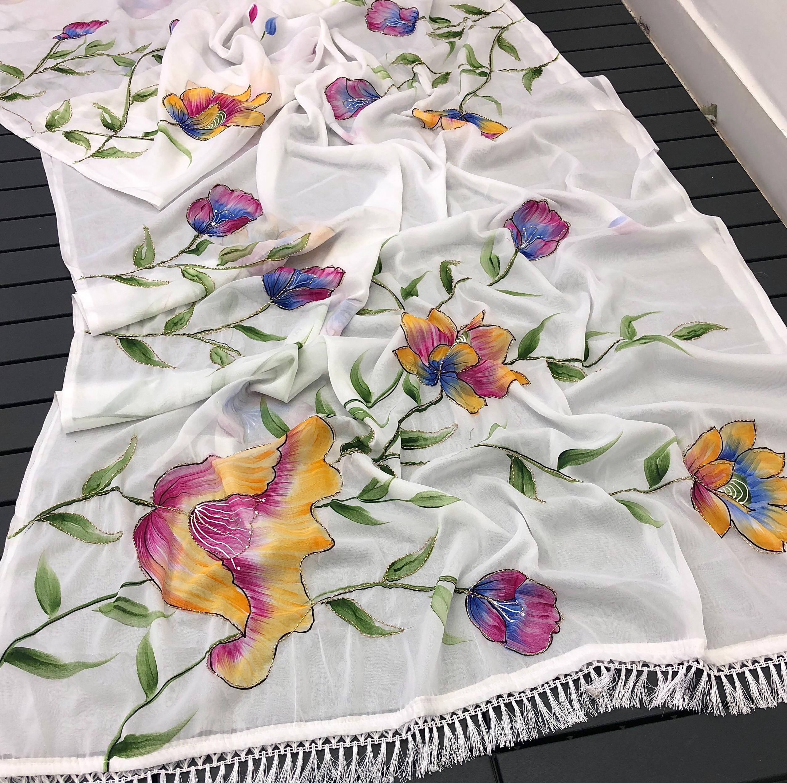 Sunduk Star Georgette Hand Painted Saree