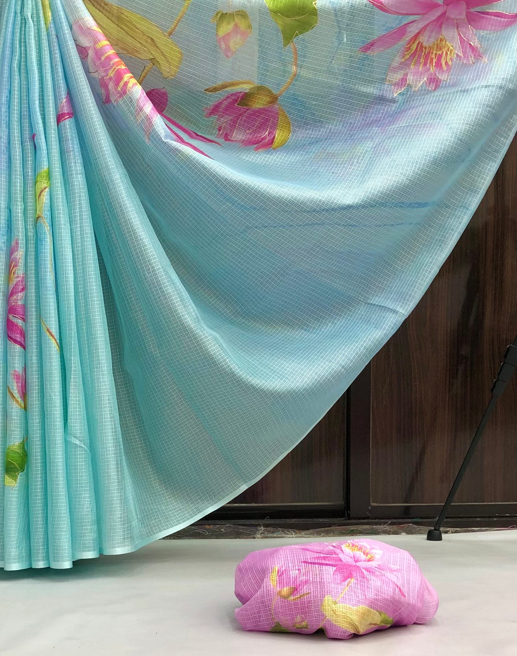 Lianna 2 Soft Kota Lenin Chex Digital Print Saree