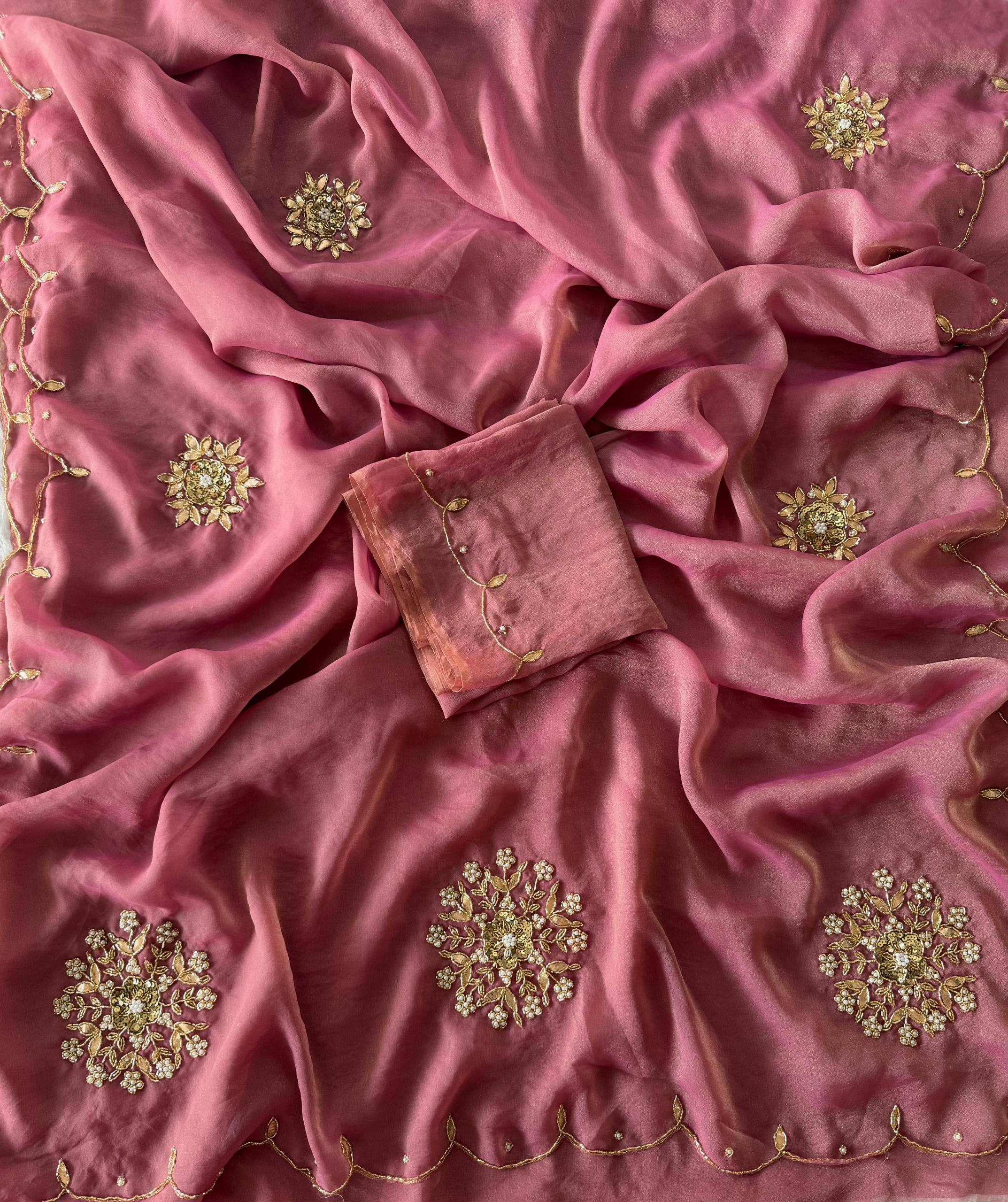 #Color_Pink