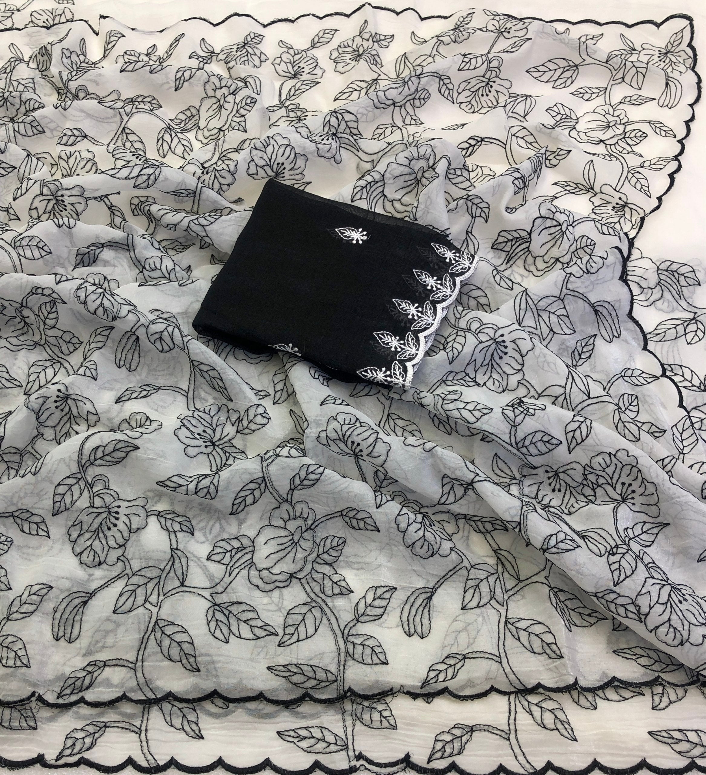 Sketch Crunchy Crush Black Thread Embroidery Work Saree