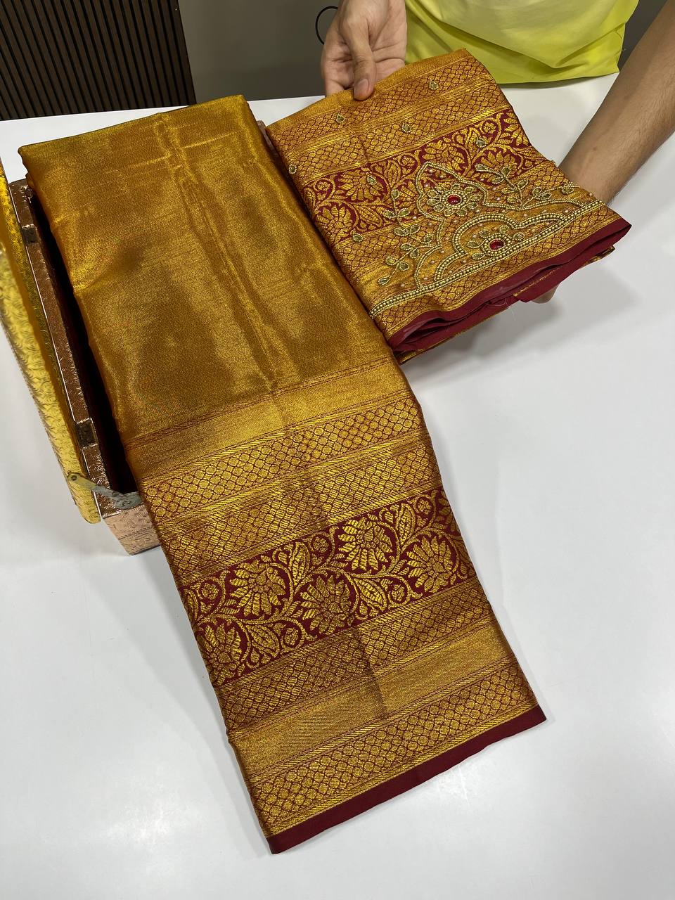 Soren Kanjiviram Silk Pure Zari Weaving Saree