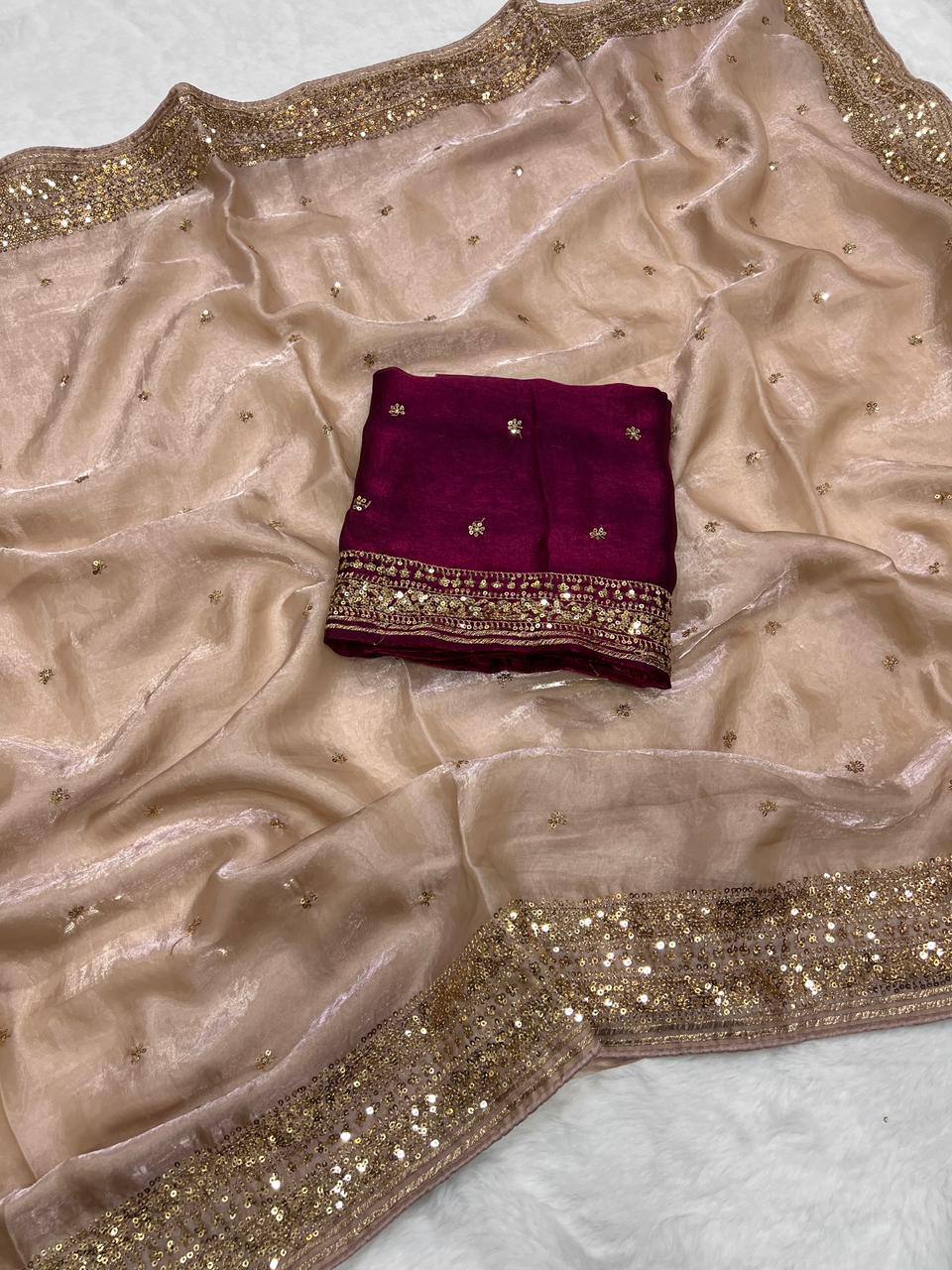 #Color_Beige