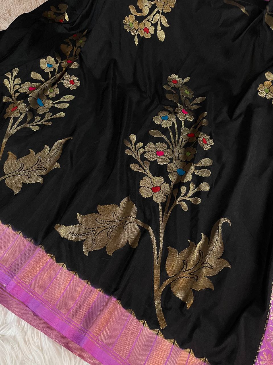 Nishaat Dola Silk Jaquard Mina Weaving Saree