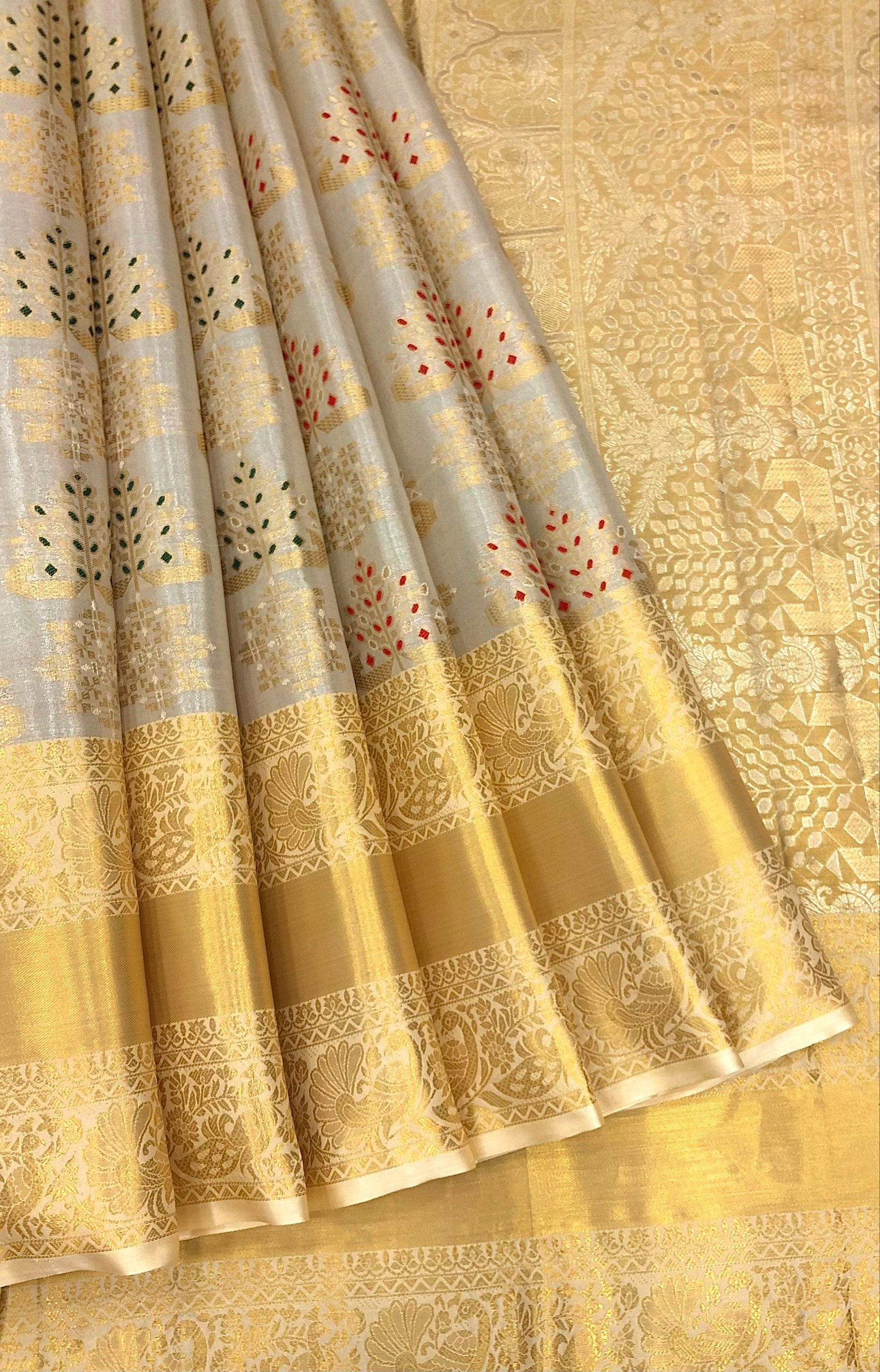 Customm Kanjiviram Silk Gold Zari Weaving Saree