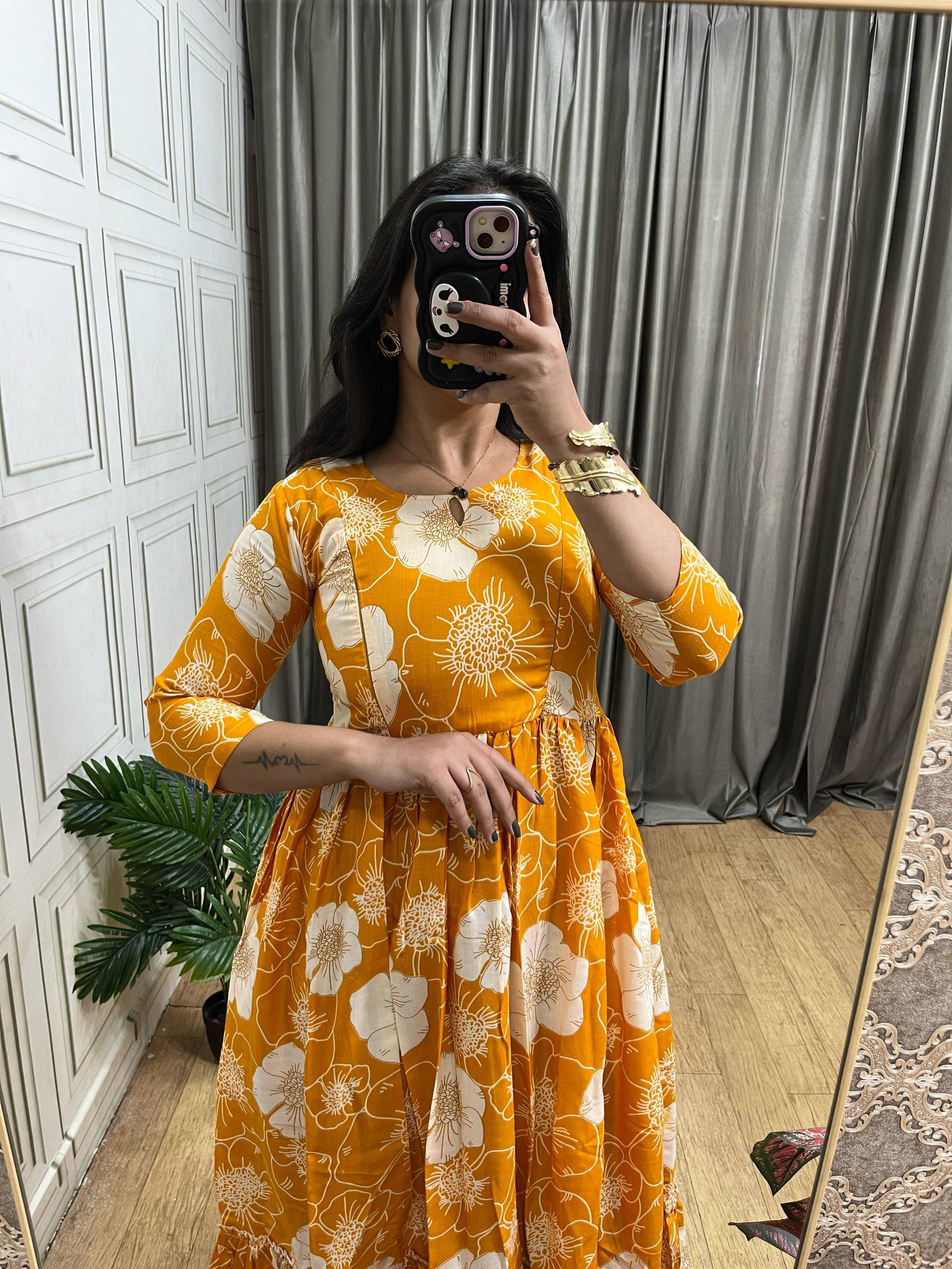 #COlor_Yellow