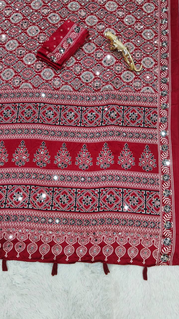 #Color_Maroon