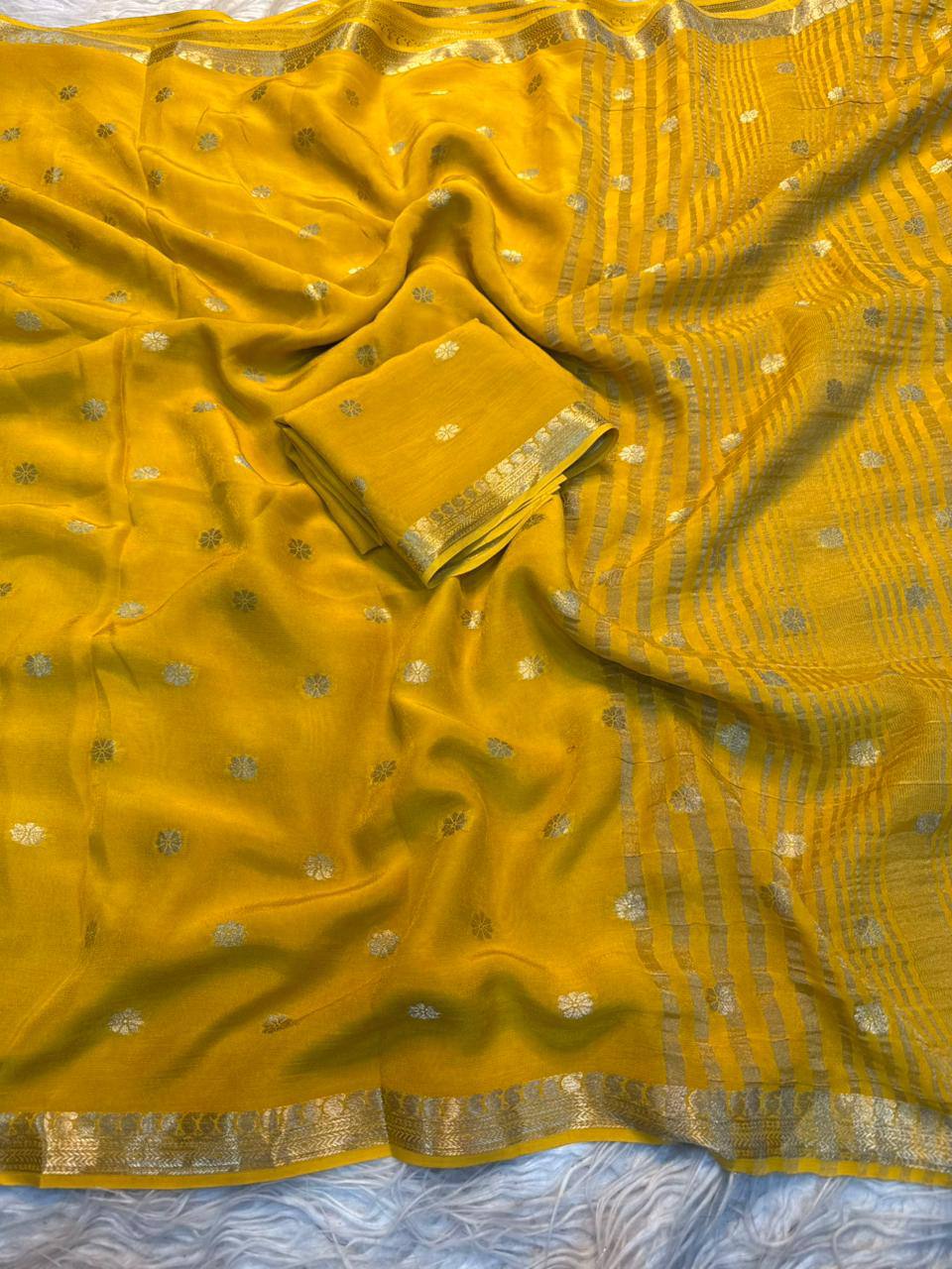 #Color_Yellow