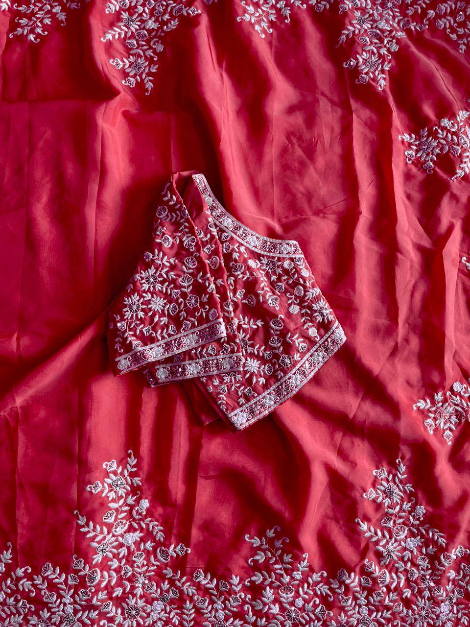 #Color_Red