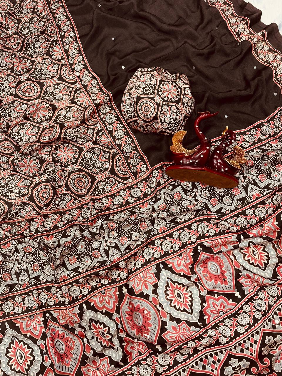 #Color_Brown