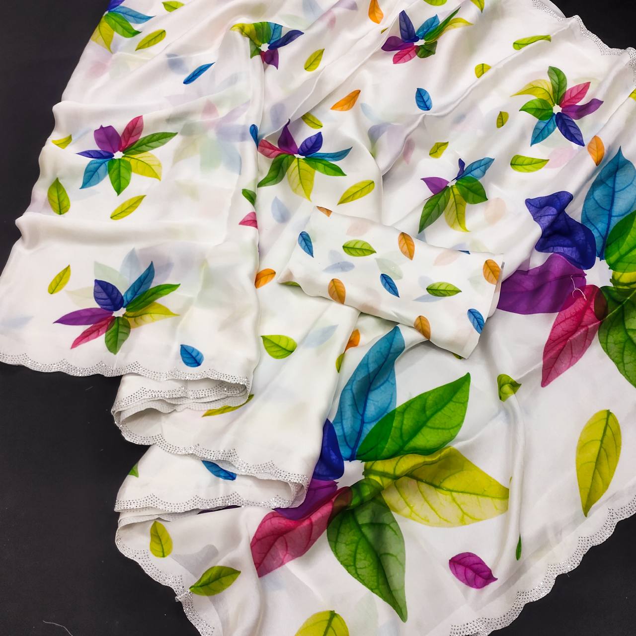 Trest Soft & Smooth Weightless Chiffon Saree