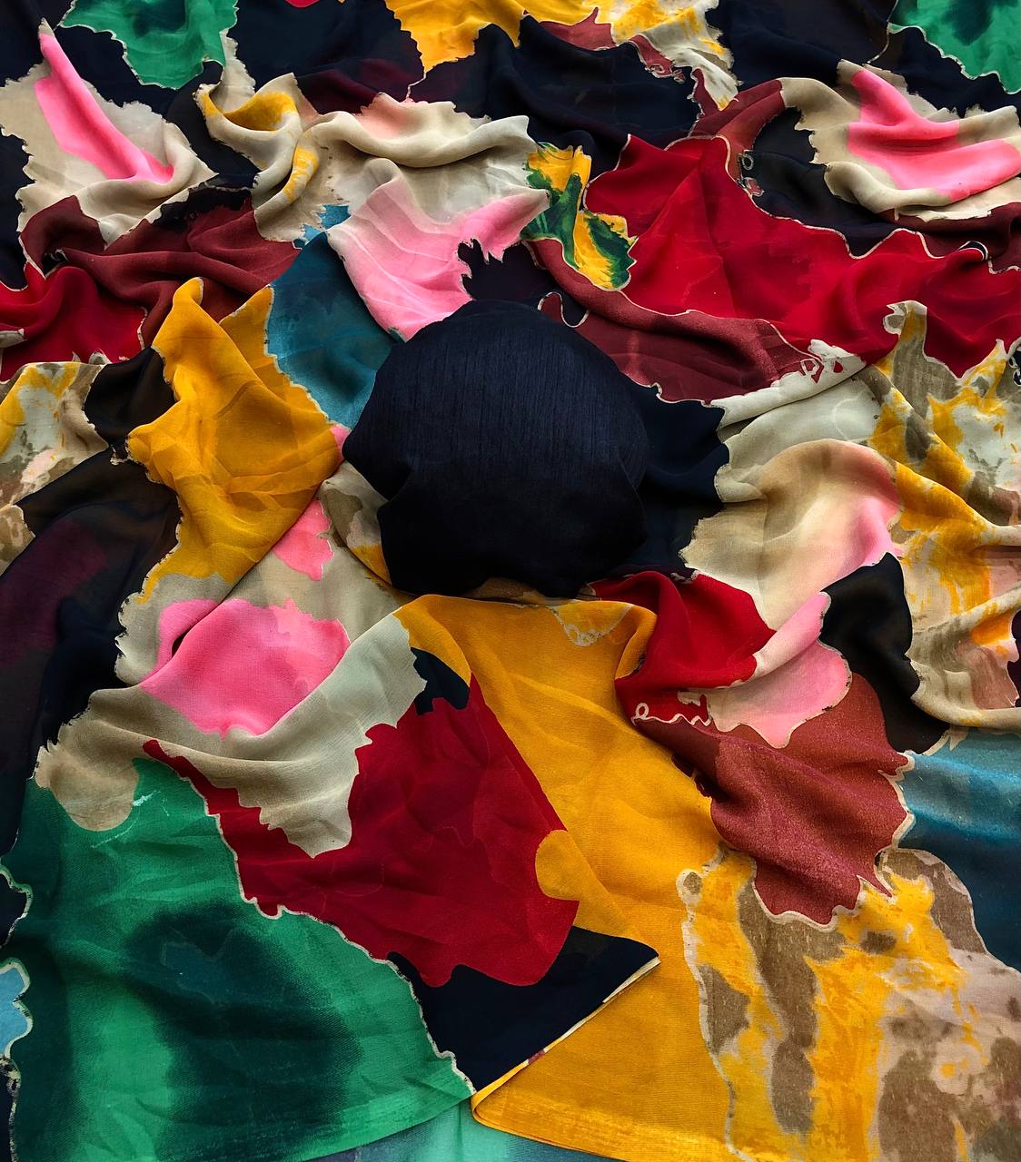 Inasa 2 Chiffon sabyasachi print Saree