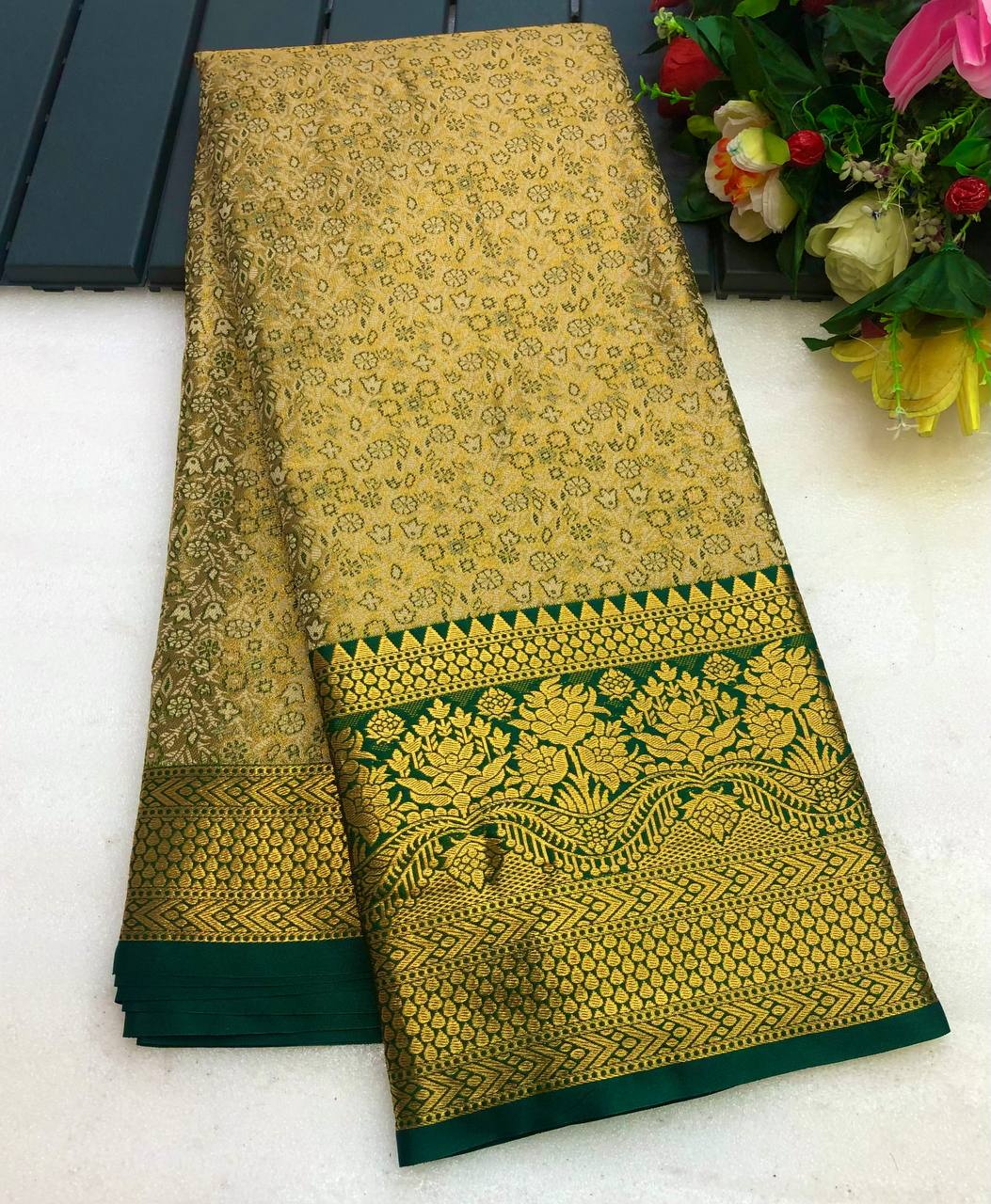 Kunaina Kanjiviram Pattu Silk Pure Gold Zari Weaving Saree