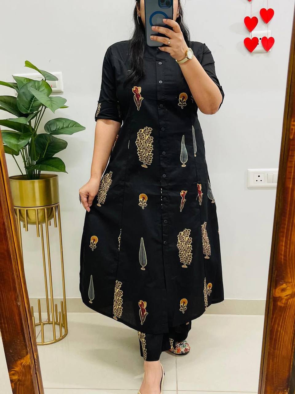 #Color_Black