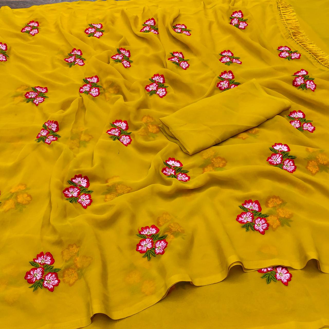 Ruhena New Georgette Floral Embroidery Work Saree