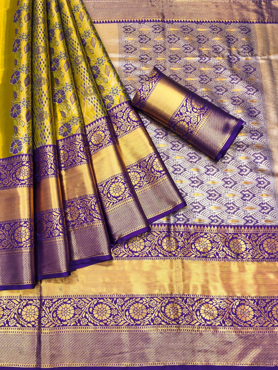 Grevin Kanjiviram Silk Saree