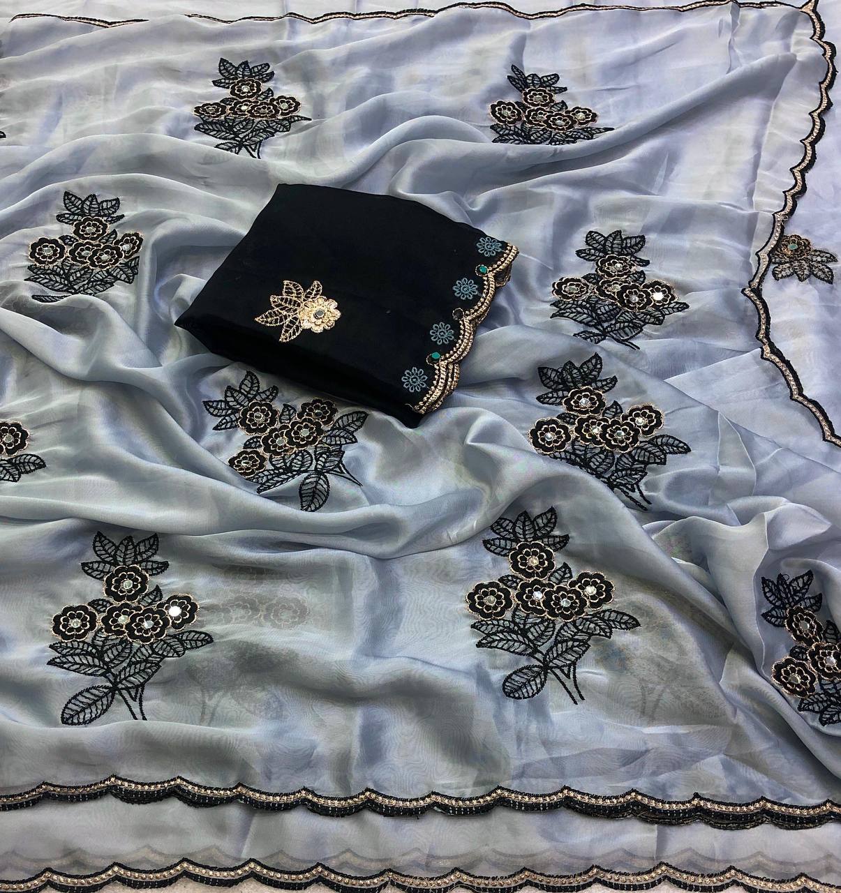 #Color_Silver