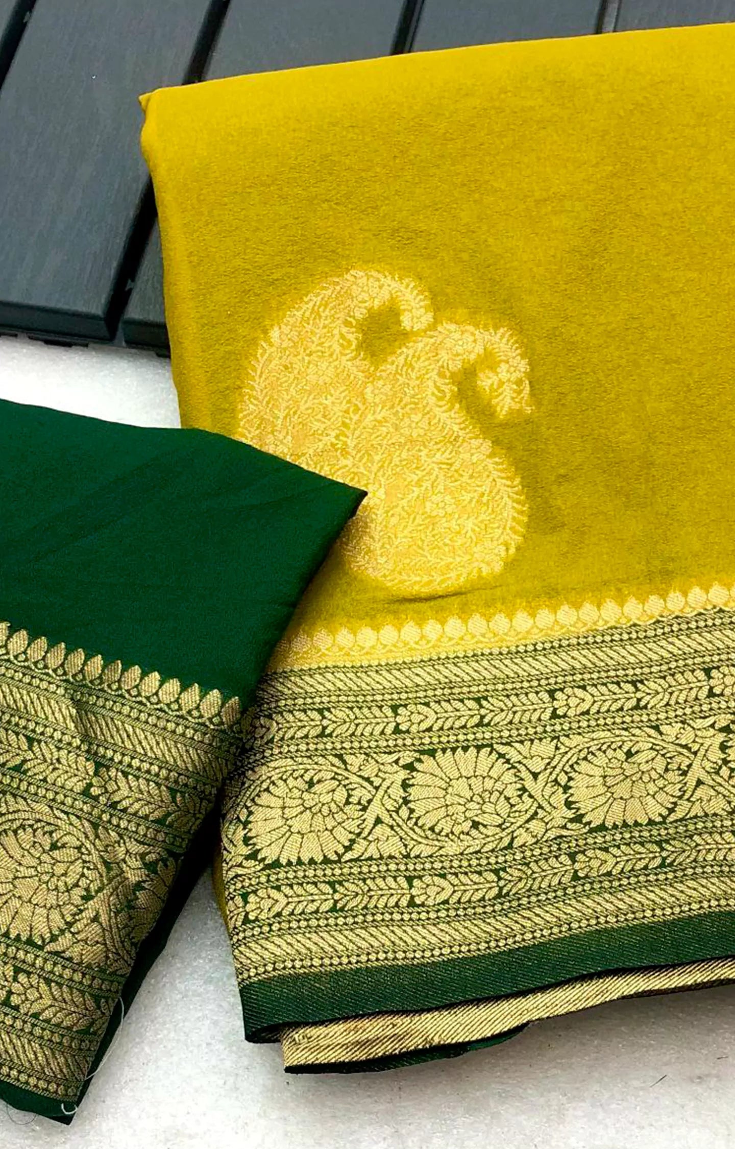 AKIKO KHADI GEORGETTE HAND DYED SAREE