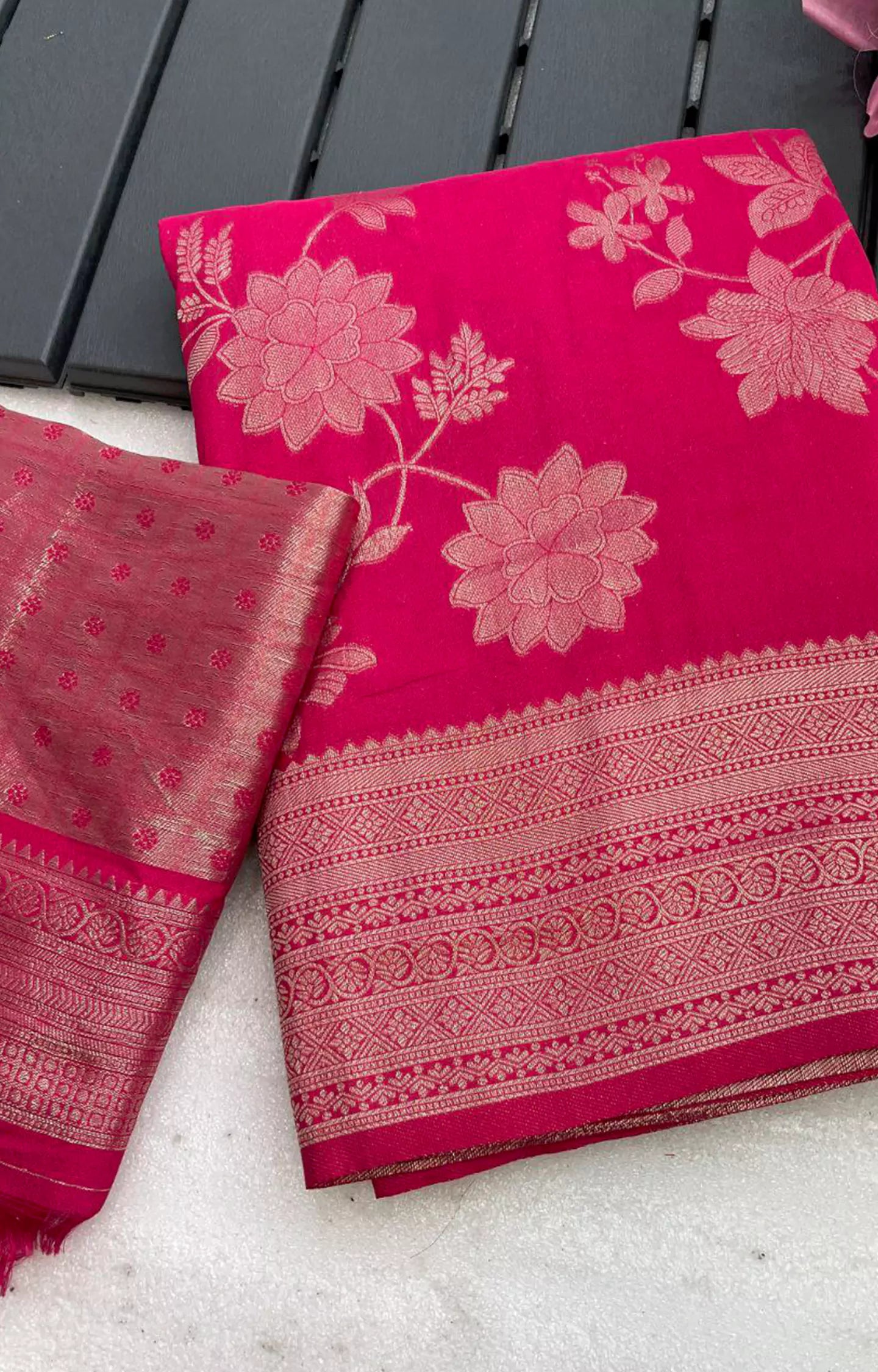KAVISHA KHADI GEORGETTE HAND DYED SAREE