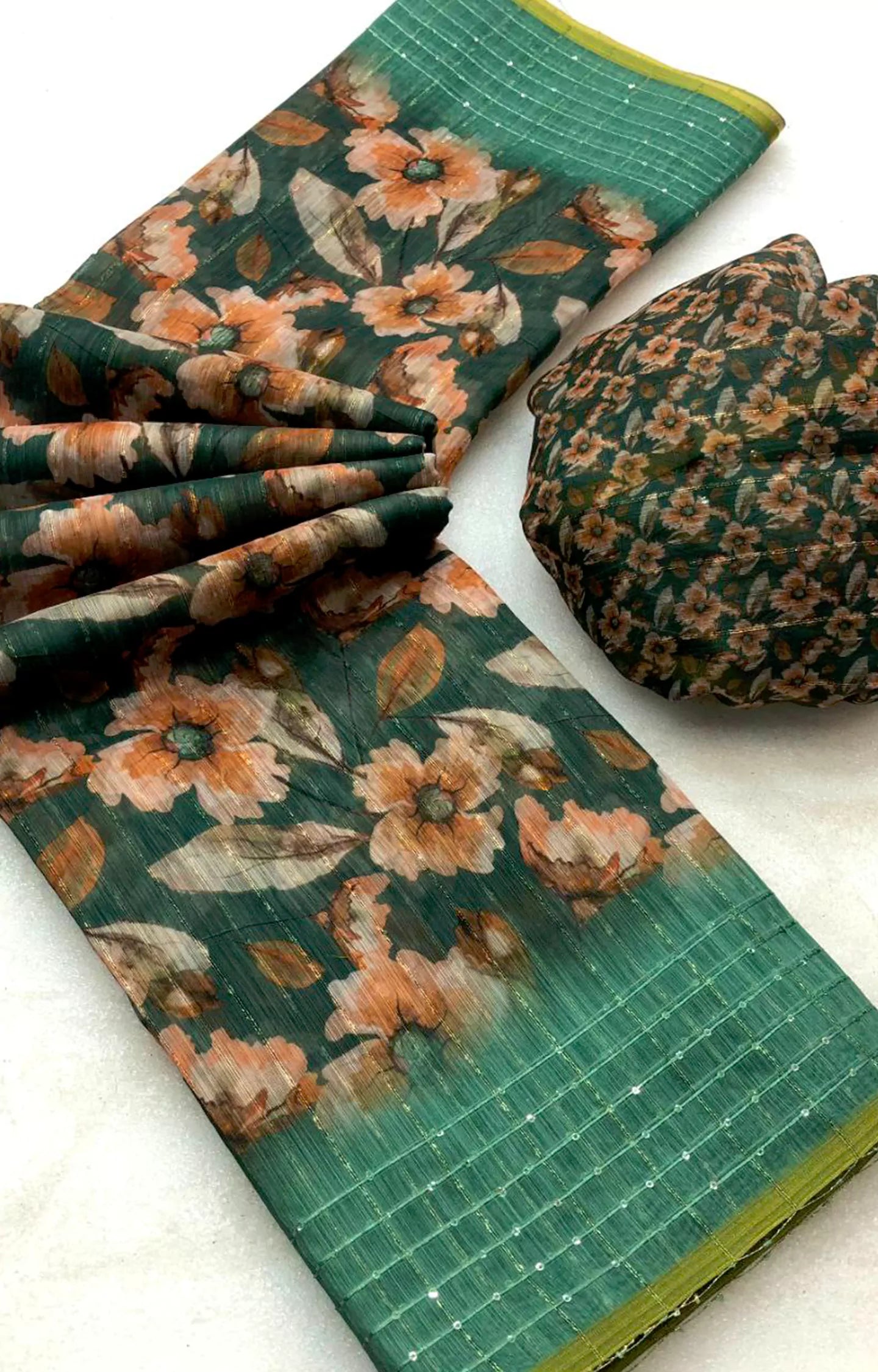 FOCUSED LENIN FABRIC WITH WEAVING SEQUENCE WORK SAREE.